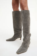 STORM SUEDE