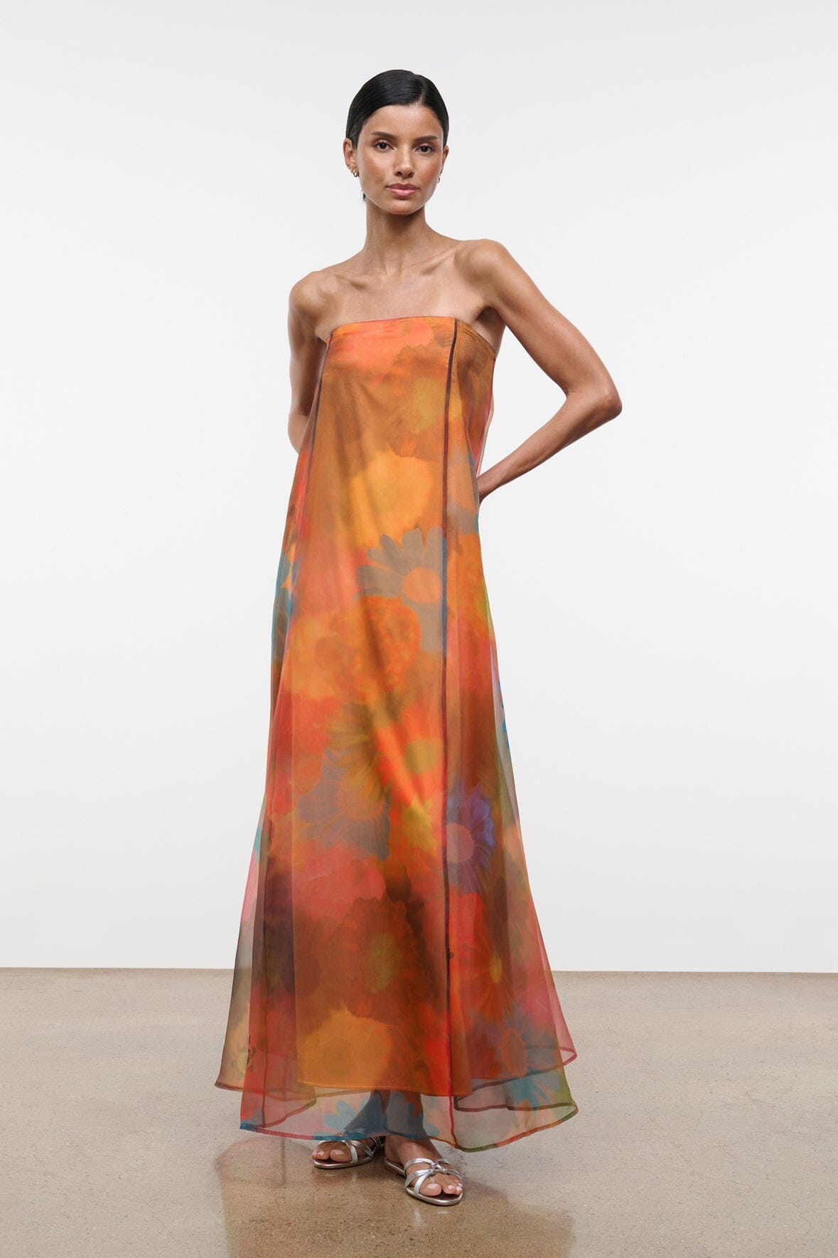 orange staud dress STAUD, Allyson in Superbloom, Size 4 Material:Dress 96% polyester-4% elasthane Sleeves and lining 100% polyester blue flower too.From Pre Carolina Herrera Pink Dresses
