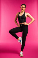 BLACK NBSLEEK LOOK
