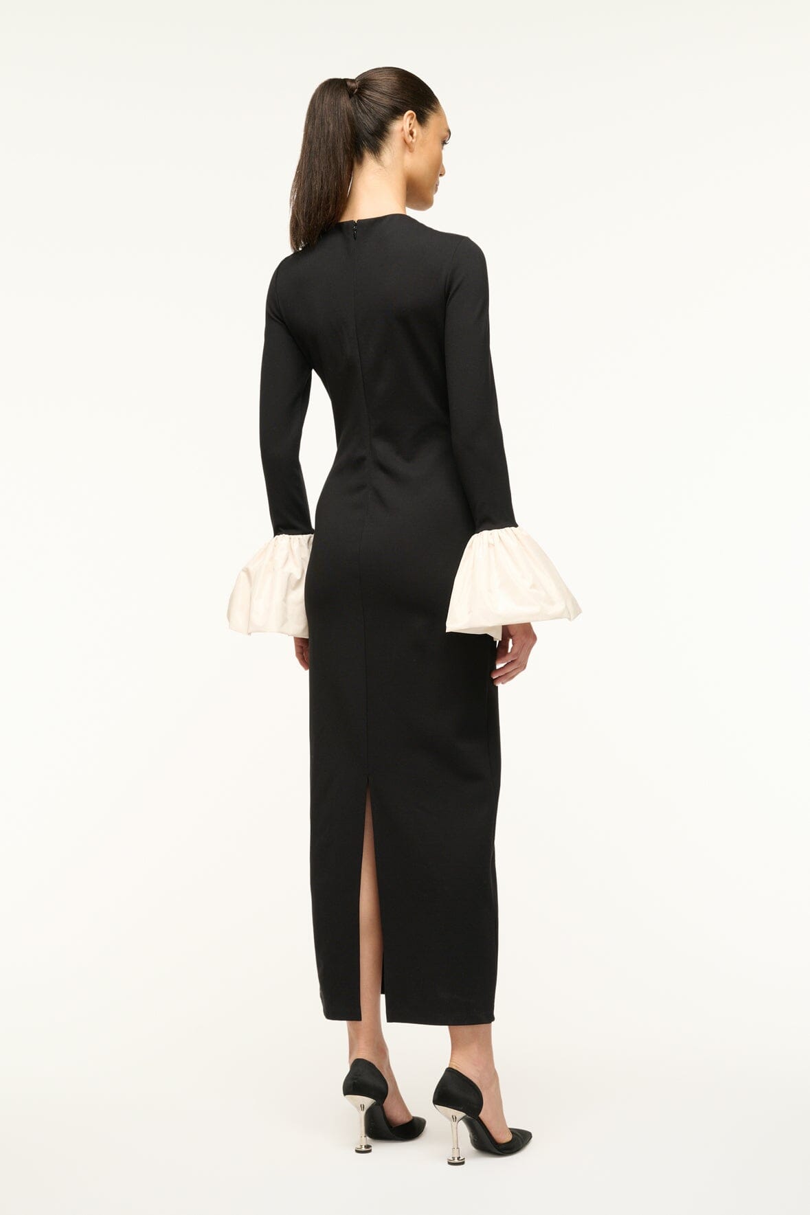 Image HAWTHORNE MAXI DRESS | BLACK IVORY 4 of 5 and Clicking this image will trigger a zoom pop-up