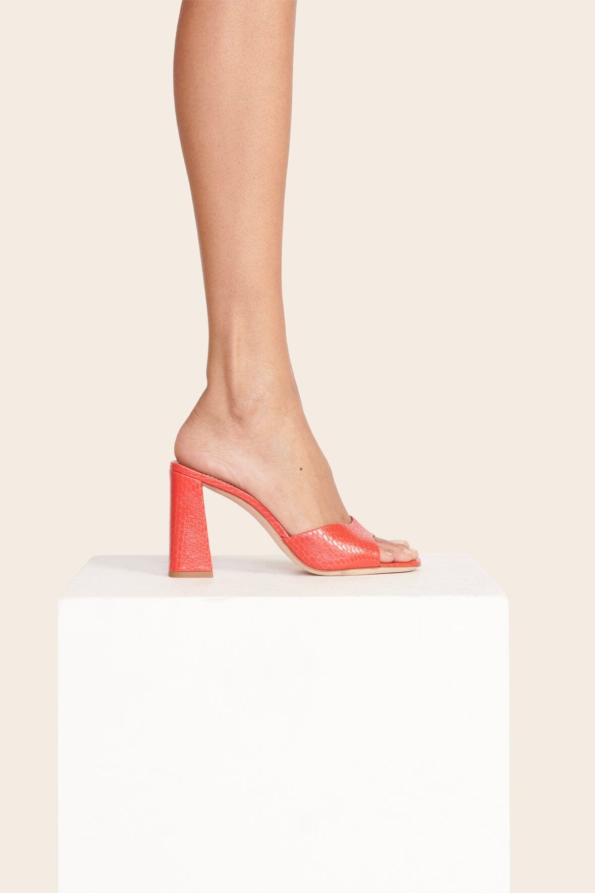 SLOANE HEEL BLACK