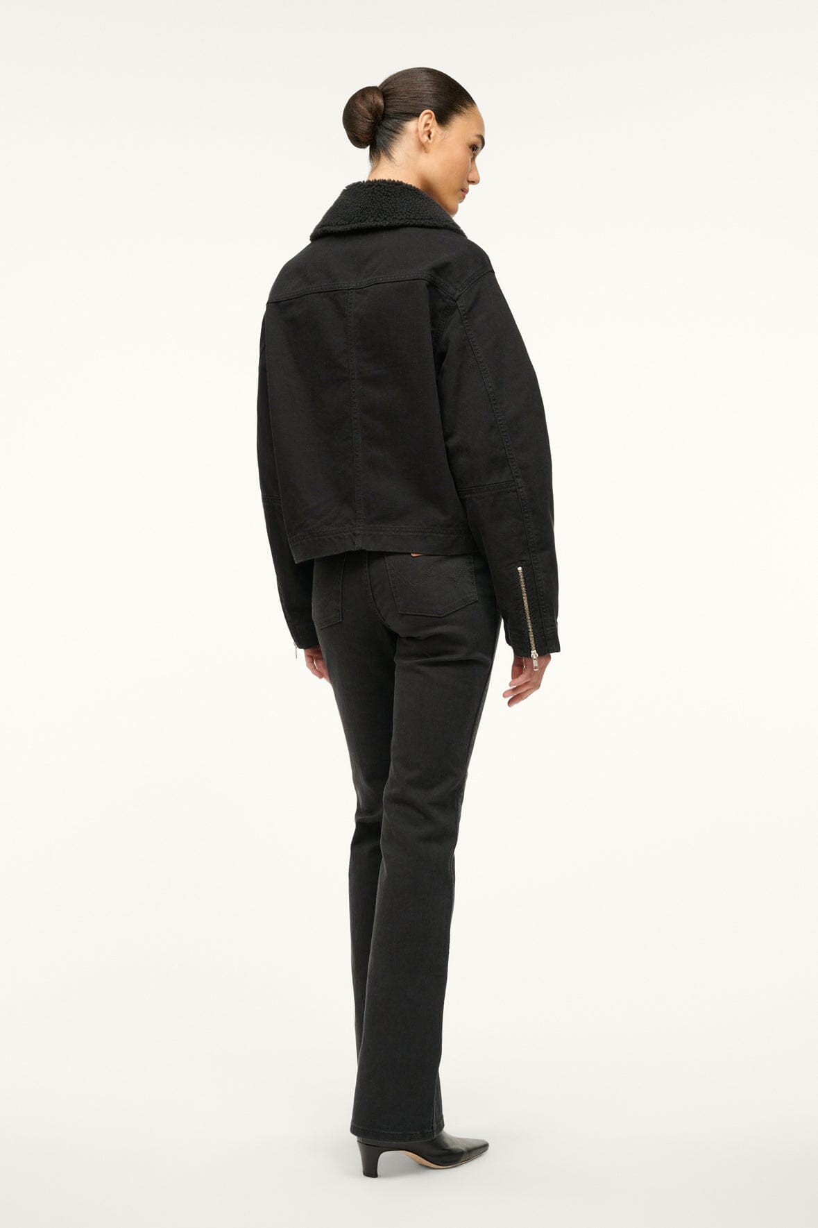 Image STAUD + WRANGLER THE MINIMAL JACKET | BLACK 3 of 5 and Clicking this image will trigger a zoom pop-up