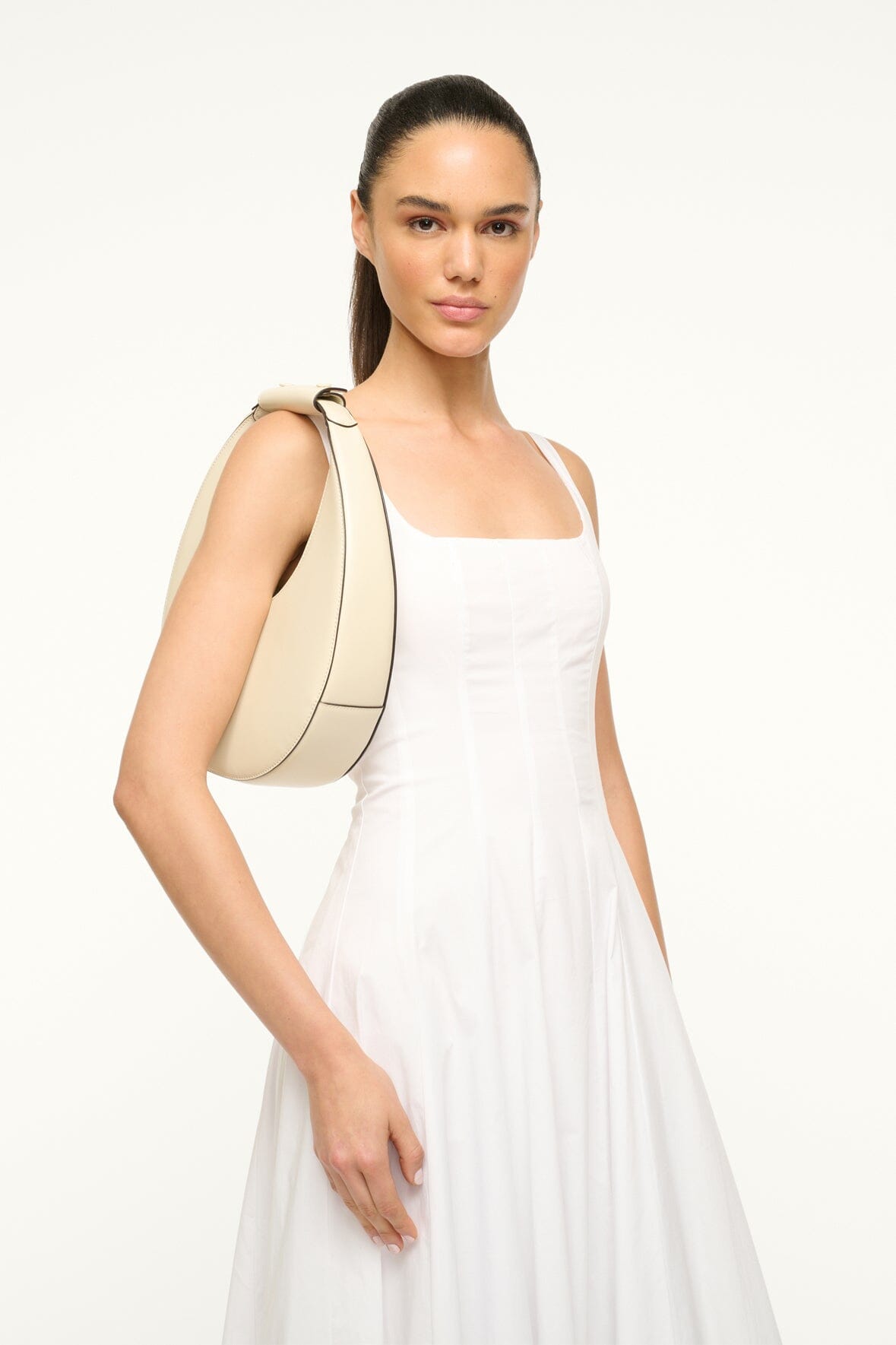 Image MOON BAG | CREAM 6 of 7 and Clicking this image will trigger a zoom pop-up