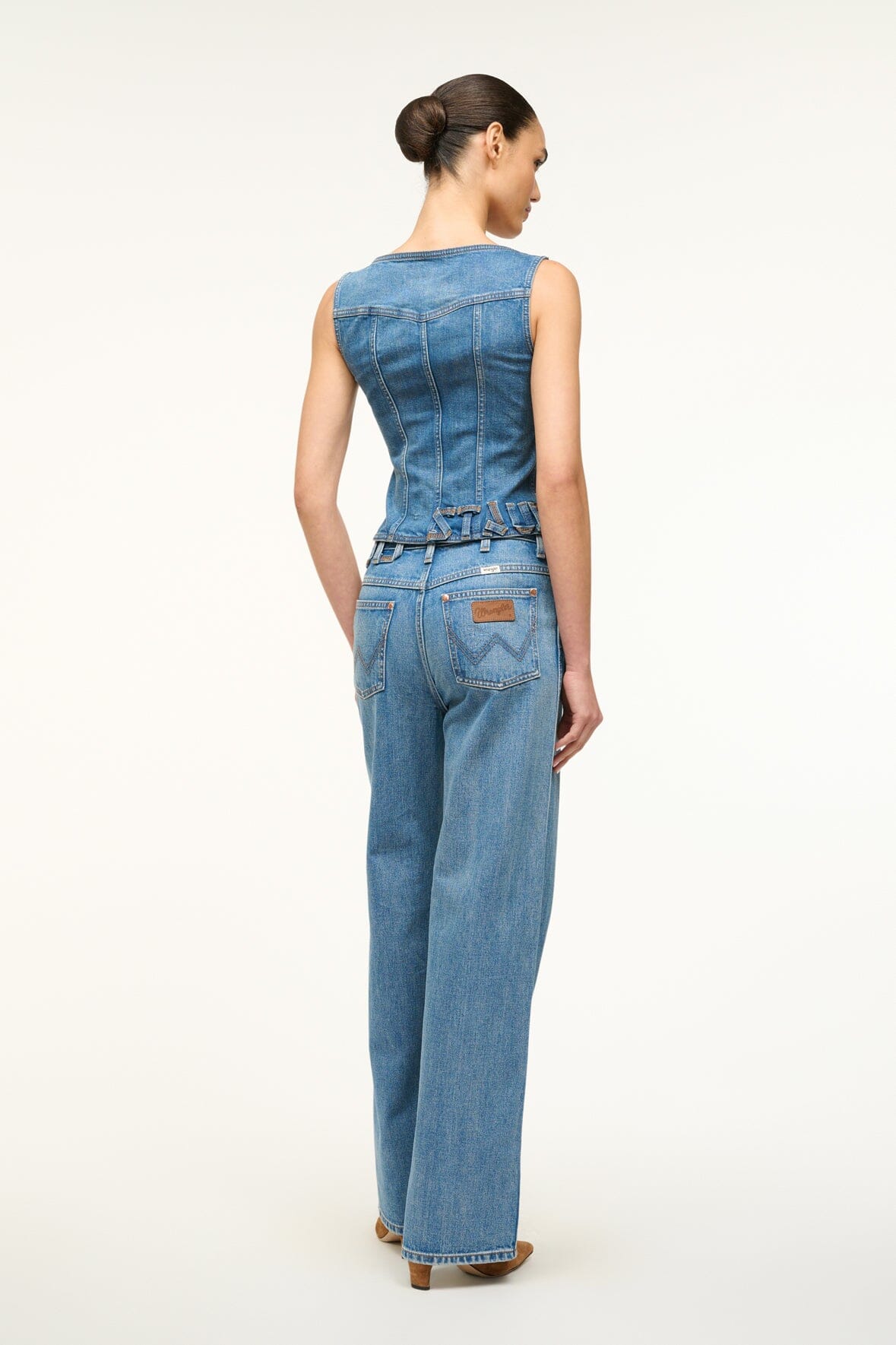 Image STAUD + WRANGLER THE LOOSE JEAN | MID BLUE 3 of 6 and Clicking this image will trigger a zoom pop-up