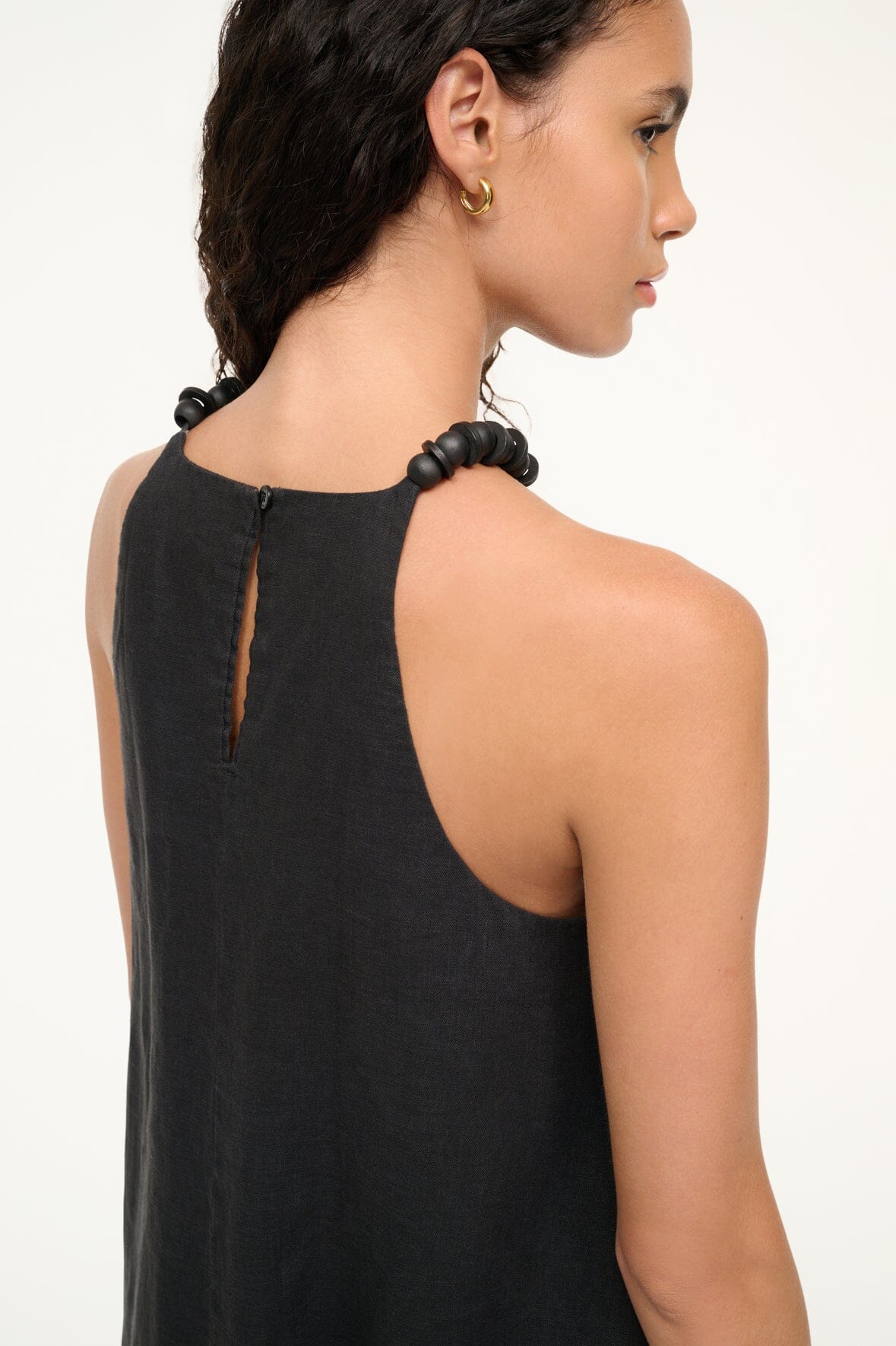 Image CABO LINEN DRESS | ONYX TIE DYE 6 of 7 and Clicking this image will trigger a zoom pop-up