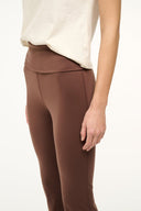 Image STRIDE PANT | DARK OAK 5 of 7