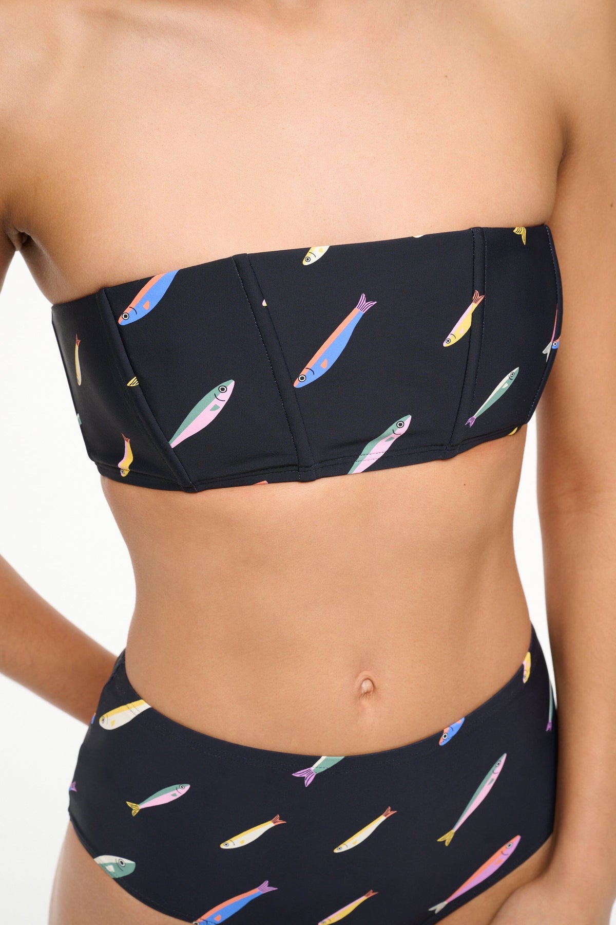 Image MALA BIKINI TOP | POP SARDINES BLACK 4 of 5 and Clicking this image will trigger a zoom pop-up
