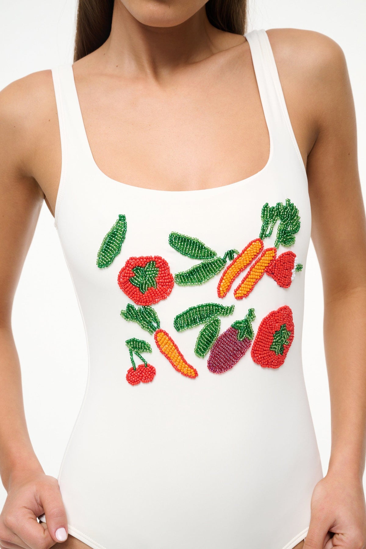 Image LEA ONE PIECE | CRUDITE 2 of 5 and Clicking this image will trigger a zoom pop-up