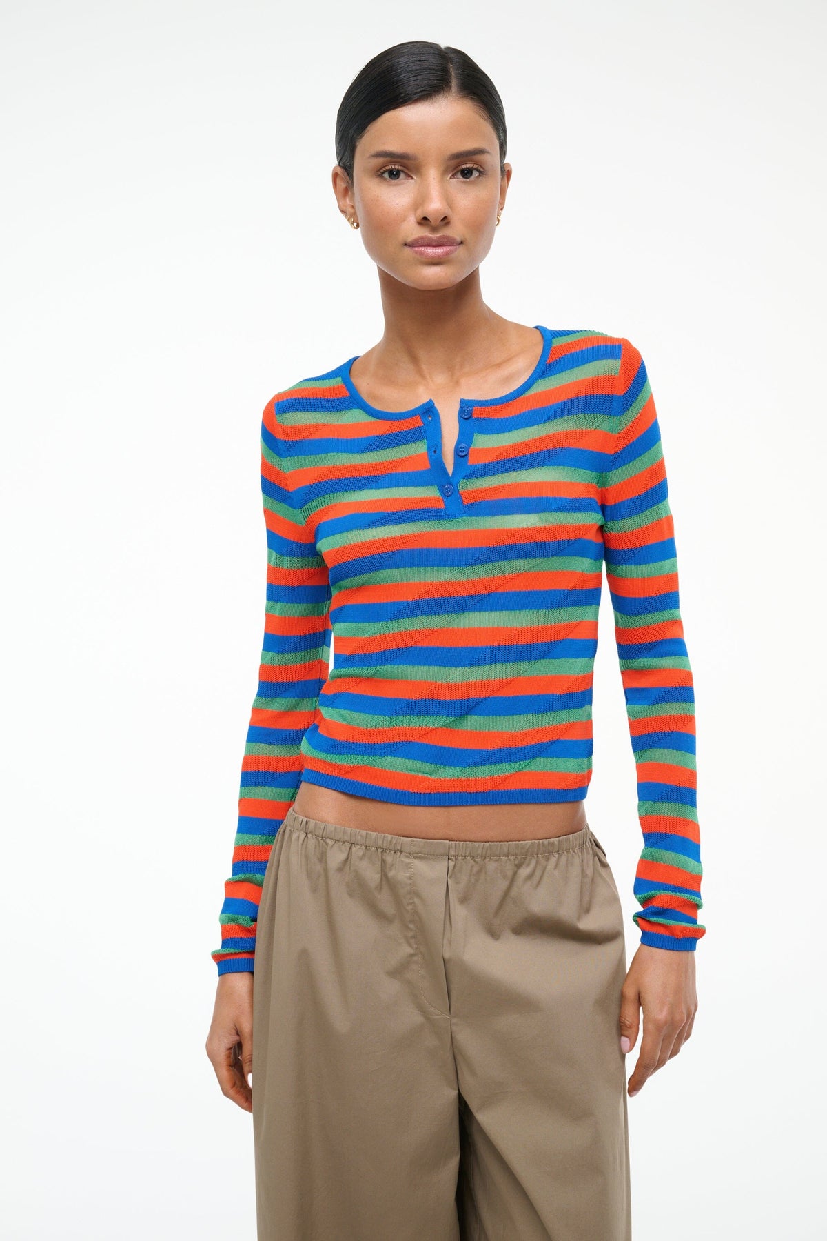Image ROSCOE TOP | MONTEGO 1 of 4 and Clicking this image will trigger a zoom pop-up