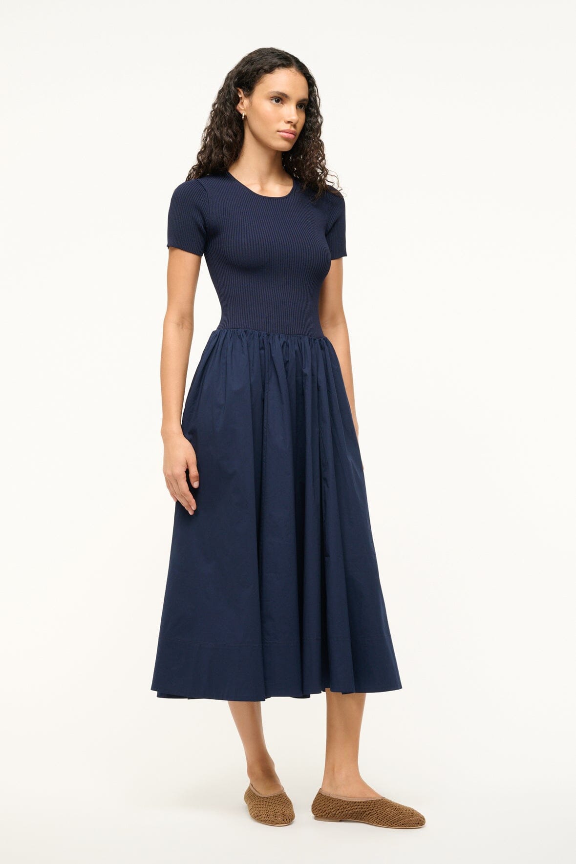 Image YSABEL DRESS | NAVY 4 of 6 and Clicking this image will trigger a zoom pop-up