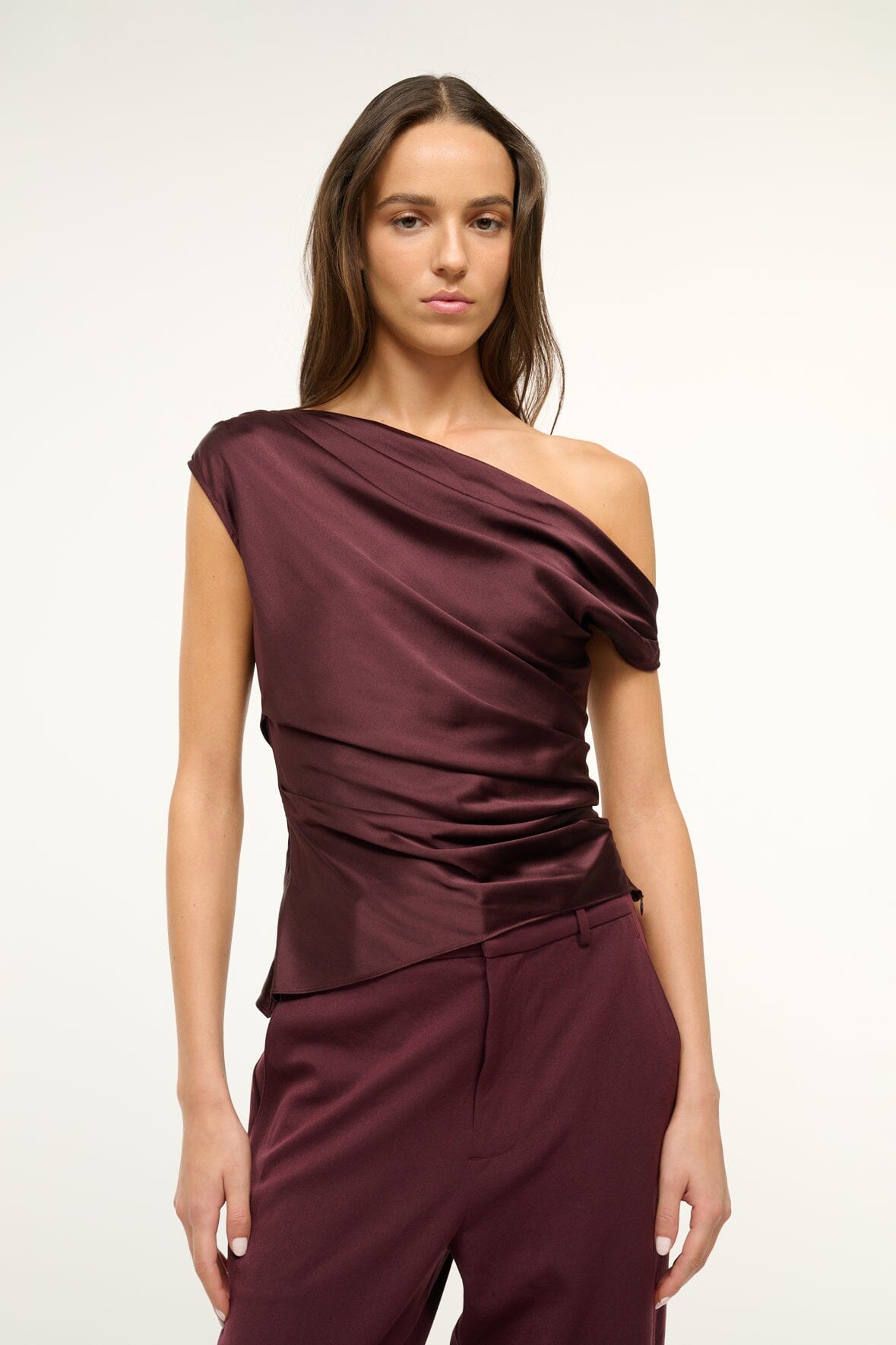 Image PHARE SILK TOP | MERLOT 1 of 3 and Clicking this image will trigger a zoom pop-up