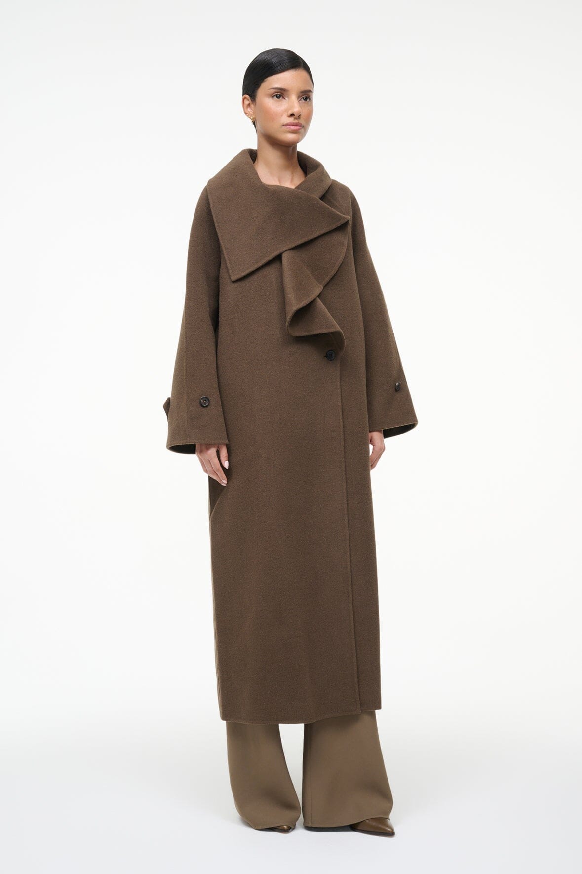 Image NOAH COAT | TAUPE 4 of 7 and Clicking this image will trigger a zoom pop-up