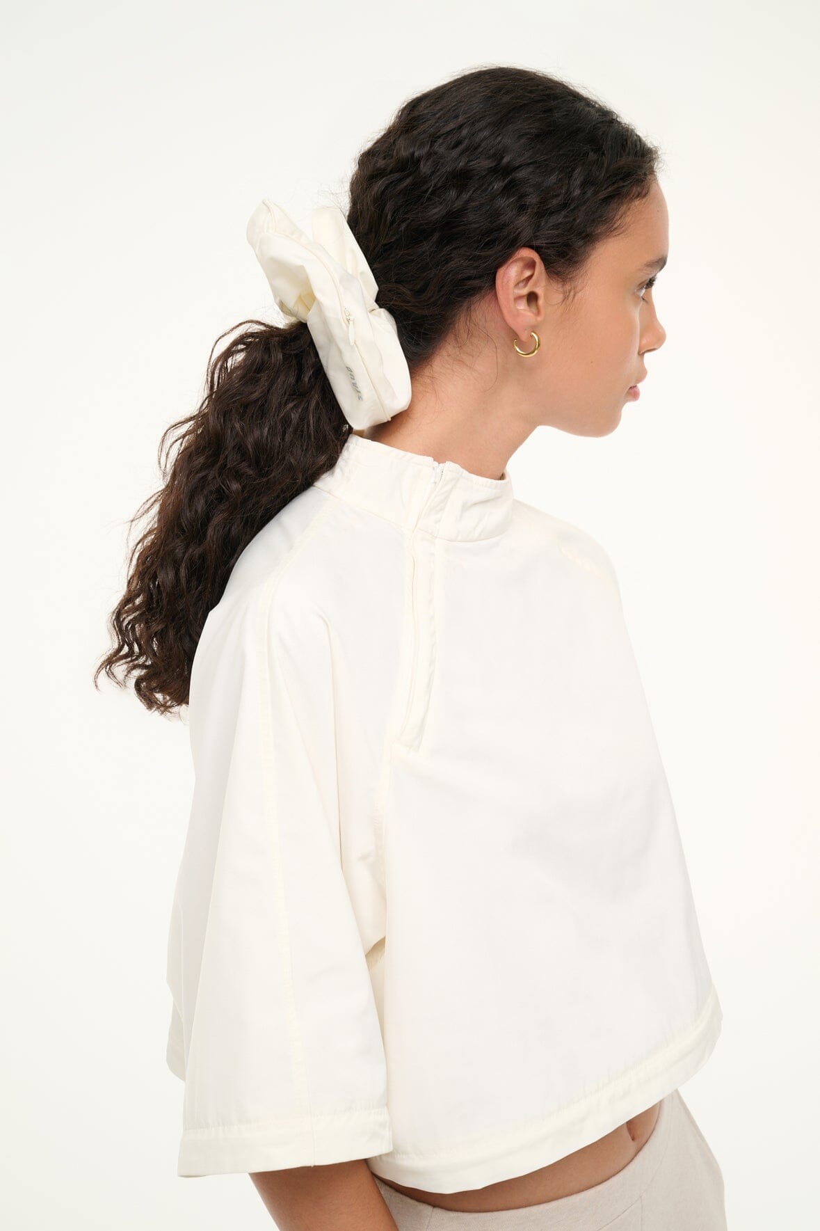 Image GORGE SCRUNCHIE | IVORY 6 of 6 and Clicking this image will trigger a zoom pop-up