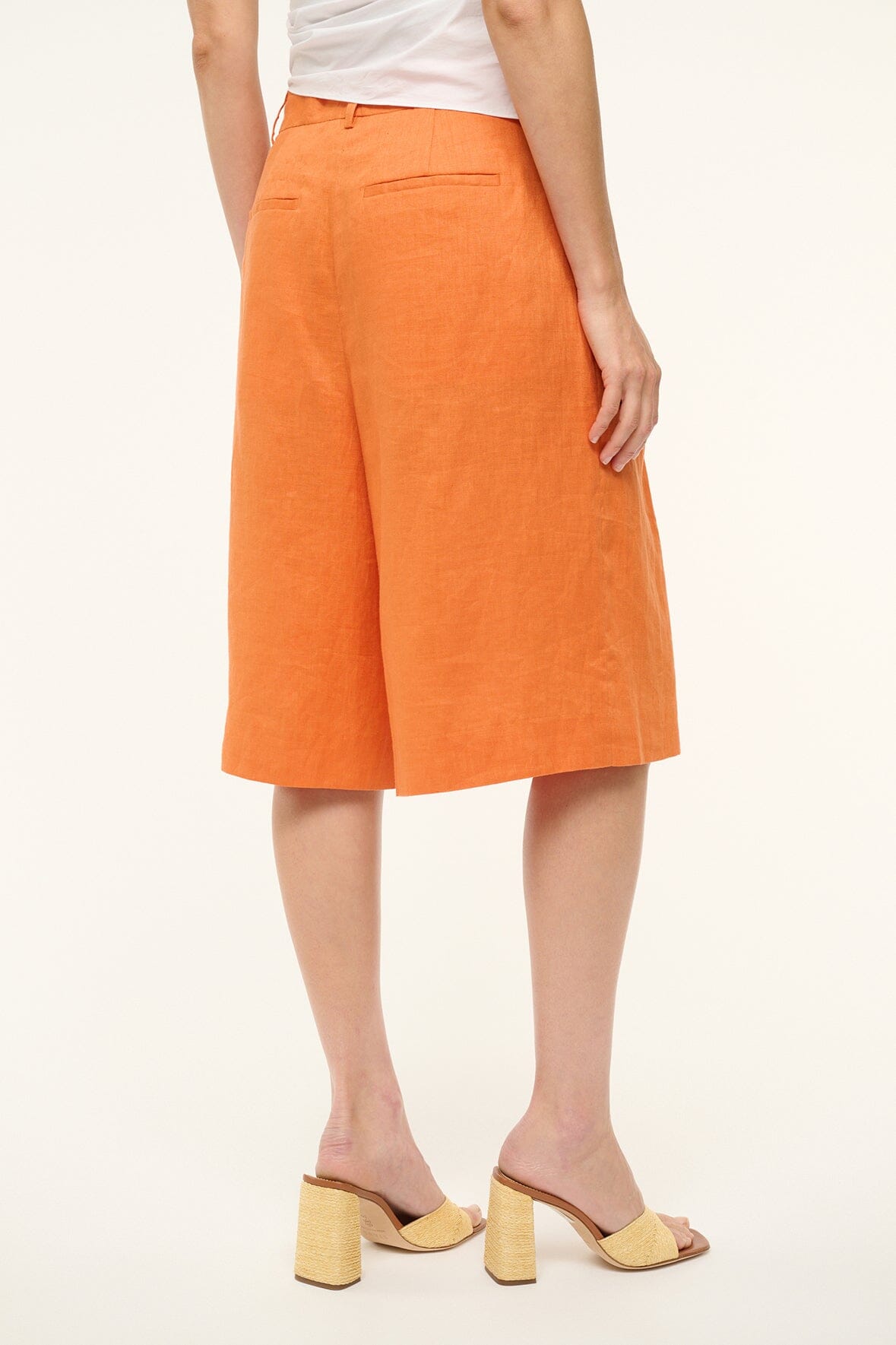 Image CRUZ BERMUDA LINEN SHORT | APRICOT 5 of 7 and Clicking this image will trigger a zoom pop-up