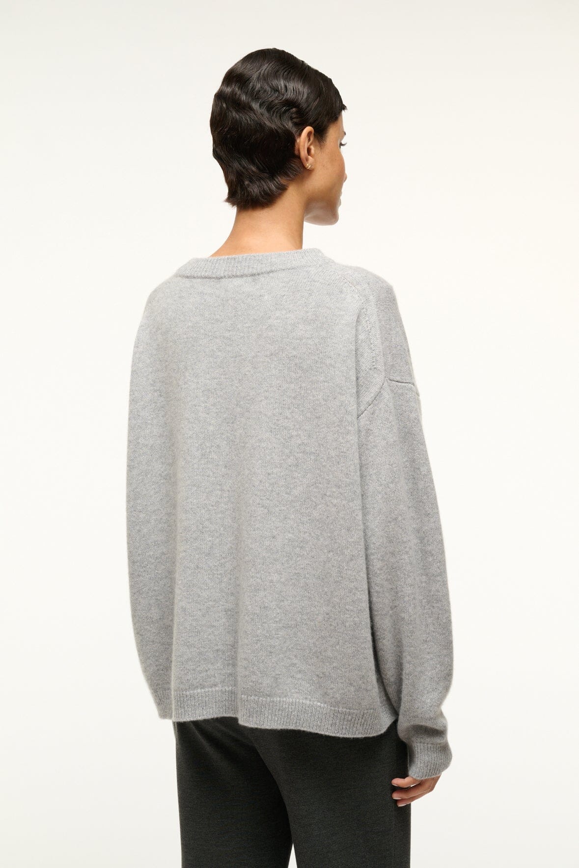 Image SERRANO CASHMERE RELAXED CREW | HEATHER GREY 3 of 4 and Clicking this image will trigger a zoom pop-up