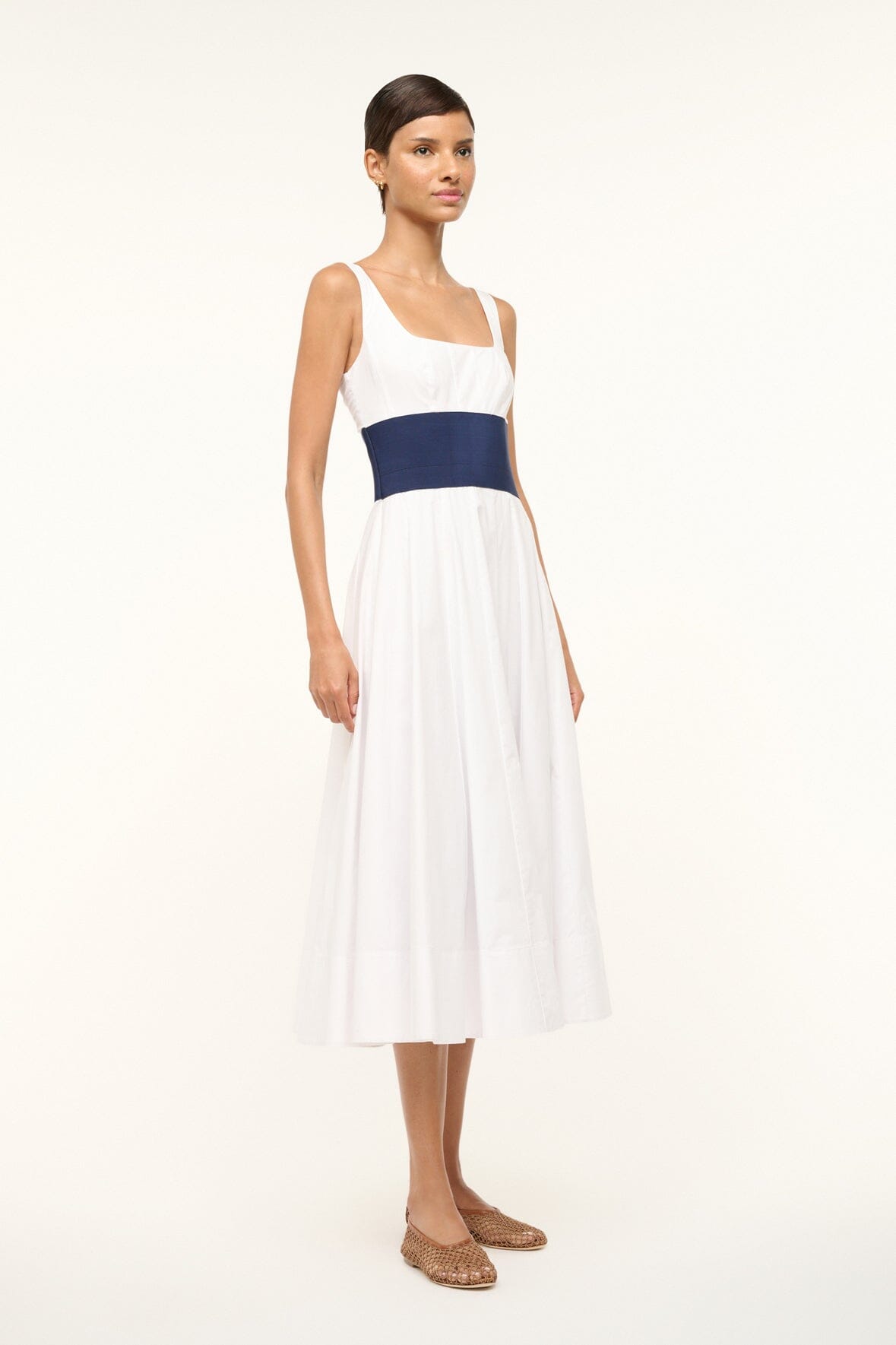 Image RIG DRESS | WHITE NAVY 2 of 5 and Clicking this image will trigger a zoom pop-up