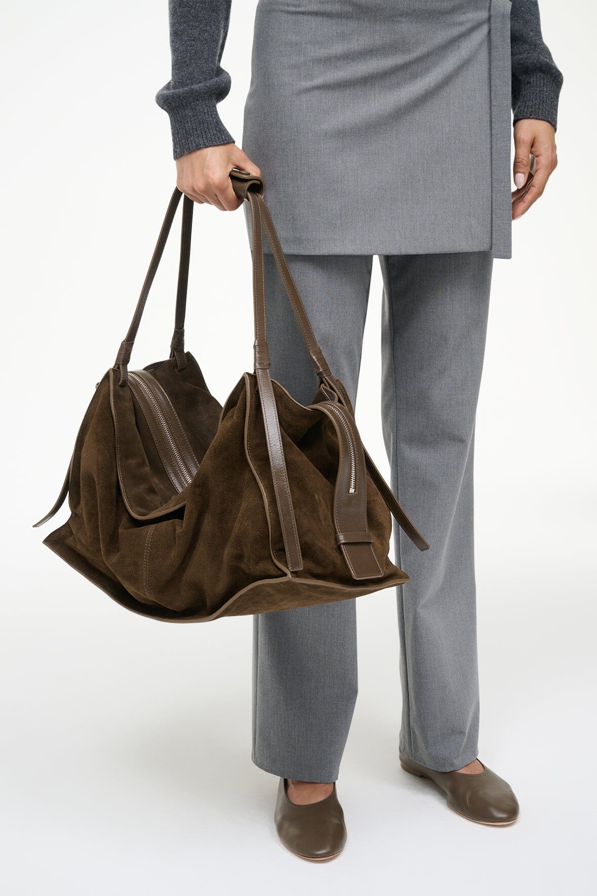 STAUD LARGE HAROLD BAG TRUFFLE SUEDE