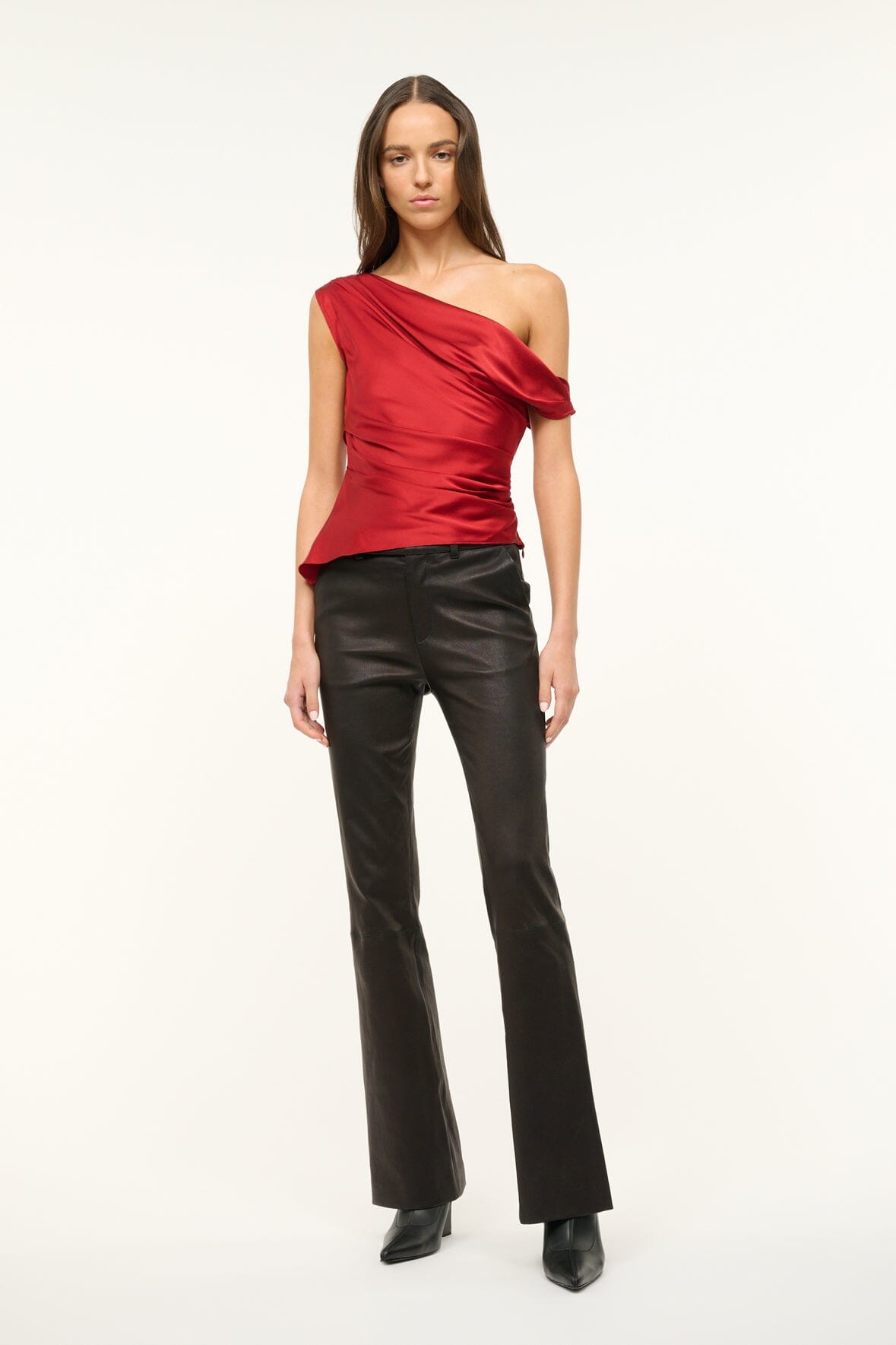 Image PHARE SILK TOP | ROUGE 2 of 4 and Clicking this image will trigger a zoom pop-up