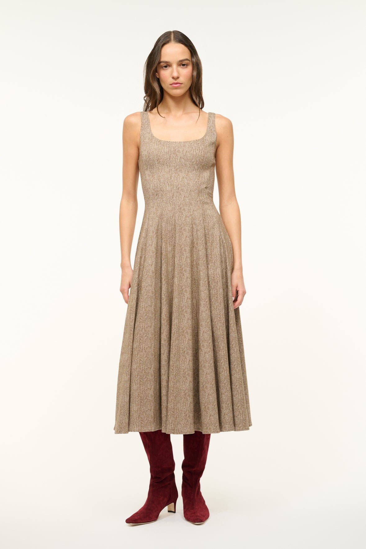 Image WELLS DRESS | MOCHA HERRINGBONE 1 of 5 and Clicking this image will trigger a zoom pop-up