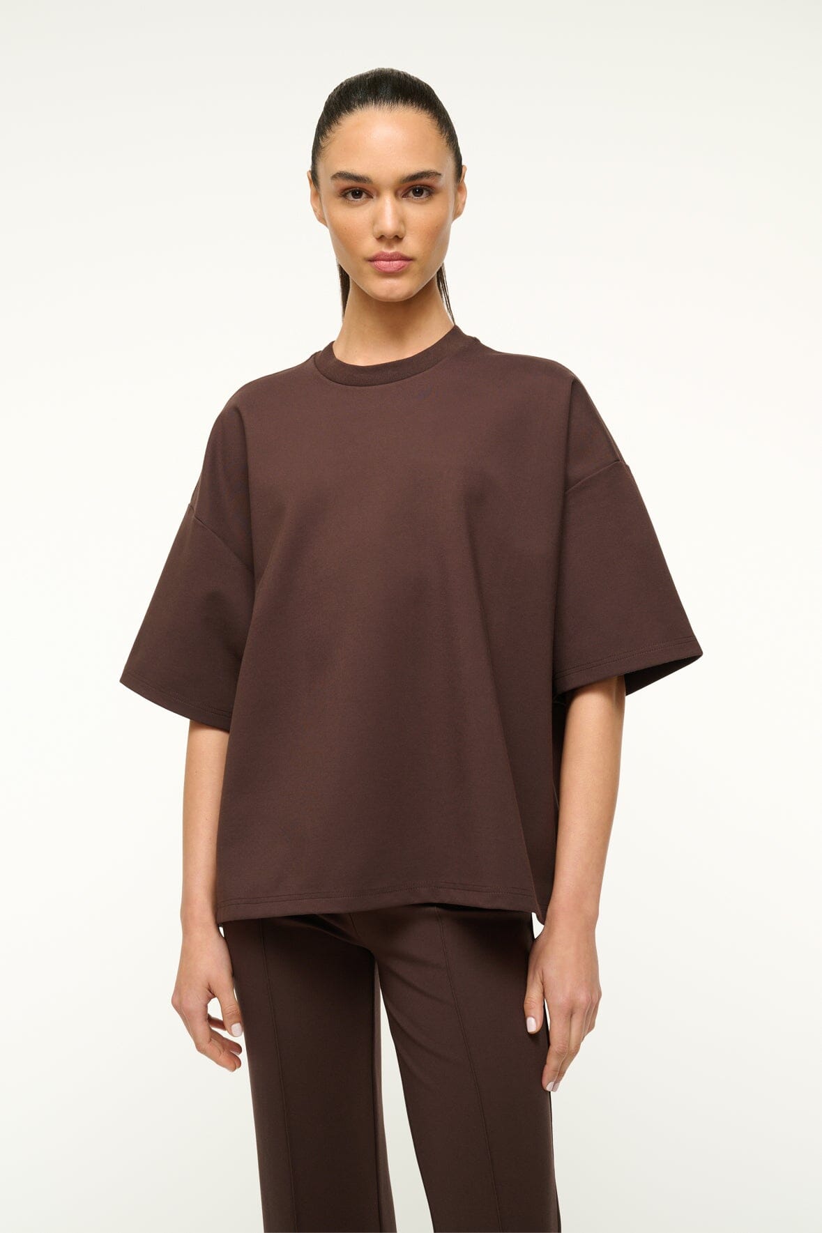 Image CAPSULE TOP | DARK CHOCOLATE 1 of 4 and Clicking this image will trigger a zoom pop-up