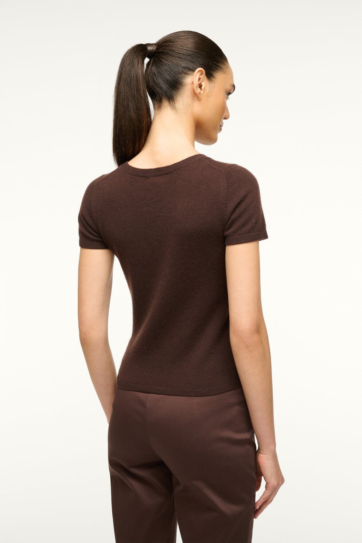 Image EASY CASHMERE TEE | DARK CHOCOLATE 3 of 4 and Clicking this image will trigger a zoom pop-up