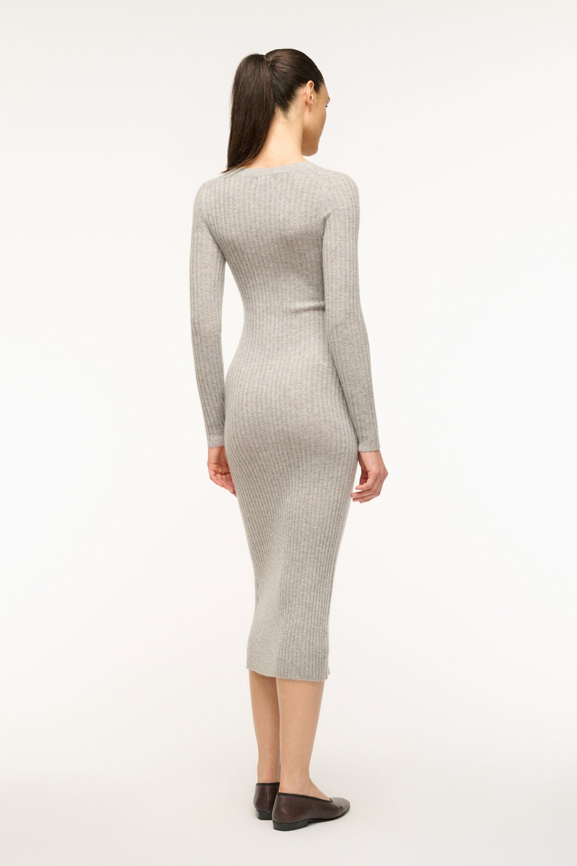 Image SHOKO CASHMERE SWEATER | HEATHER GREY 4 of 5 and Clicking this image will trigger a zoom pop-up