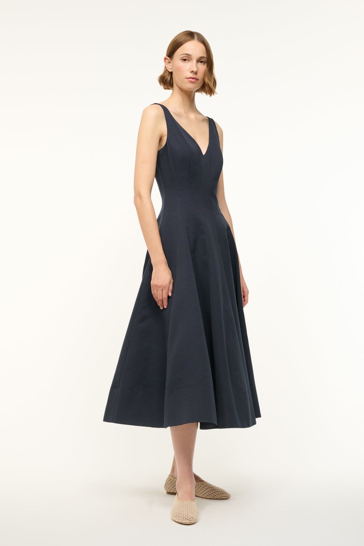 Image MARIETA DRESS | NAVY 4 of 6 and Clicking this image will trigger a zoom pop-up