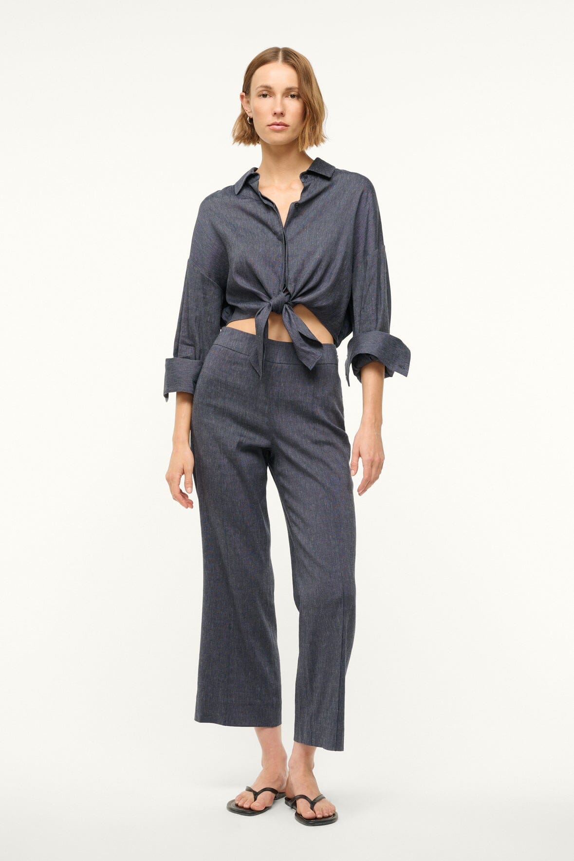 Image LISA LINEN TOP | CHAMBRAY 3 of 6 and Clicking this image will trigger a zoom pop-up