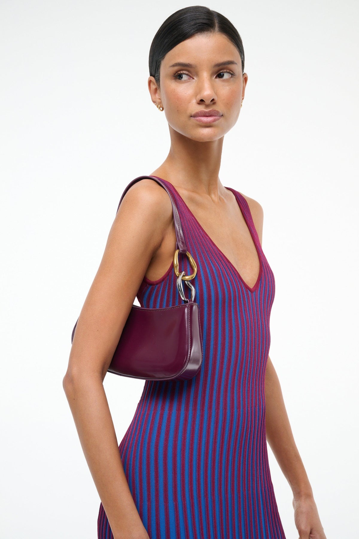 Image OLLIE BAG | SYRAH 2 of 6 and Clicking this image will trigger a zoom pop-up