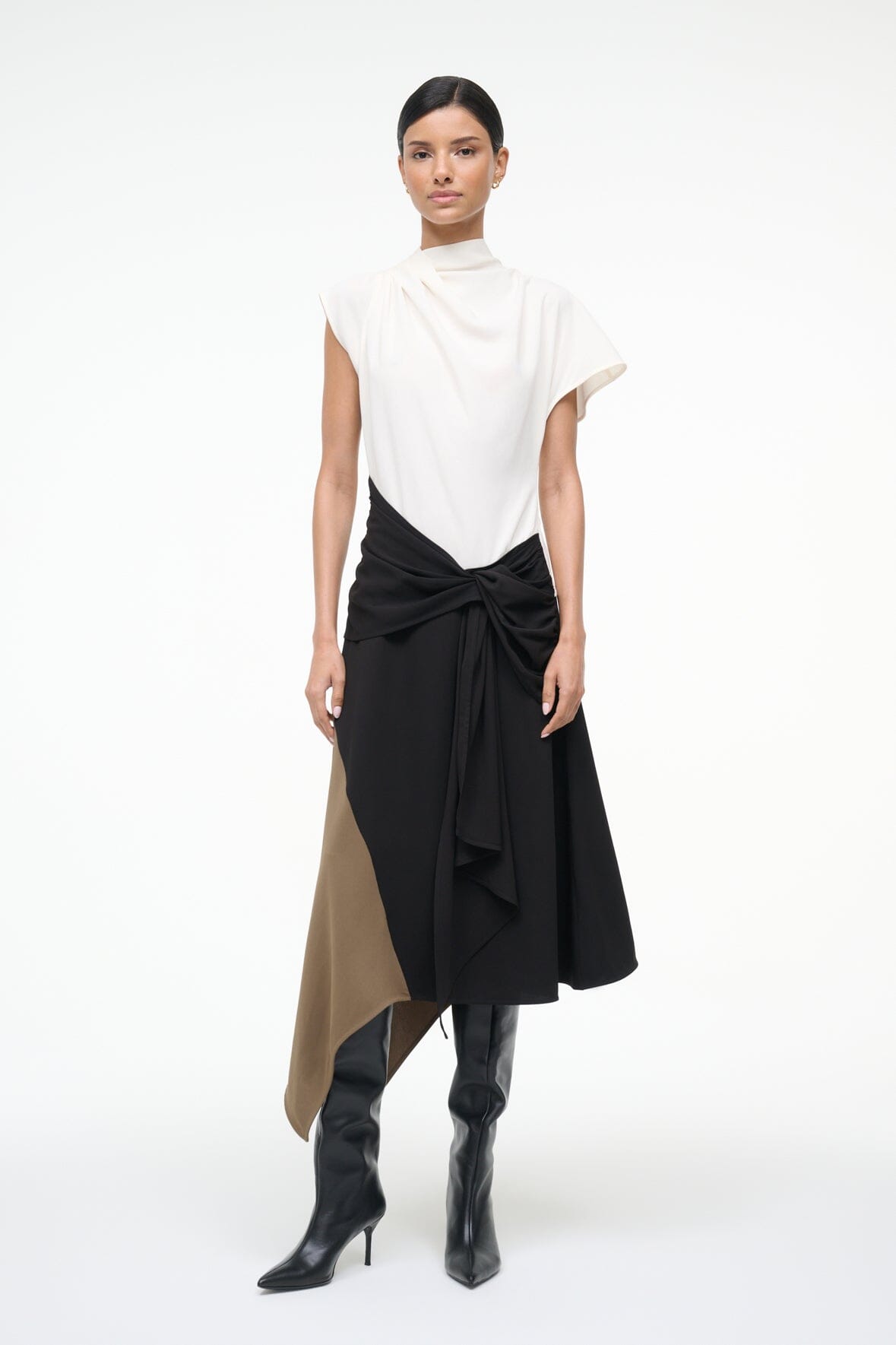 Image DAVINA DRESS | BLACK MULTI 2 of 8 and Clicking this image will trigger a zoom pop-up