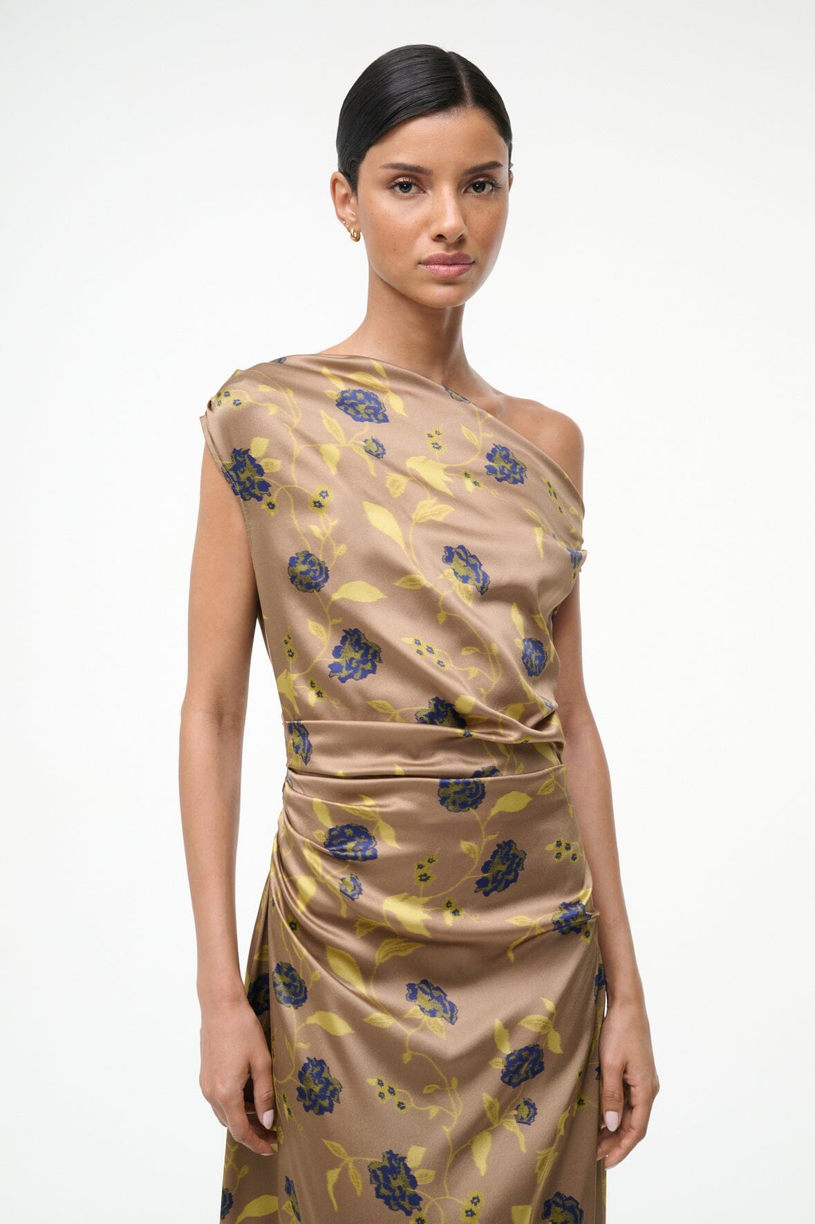 Image PHARE SILK DRESS | VINTAGE FLORAL 2 of 6 and Clicking this image will trigger a zoom pop-up