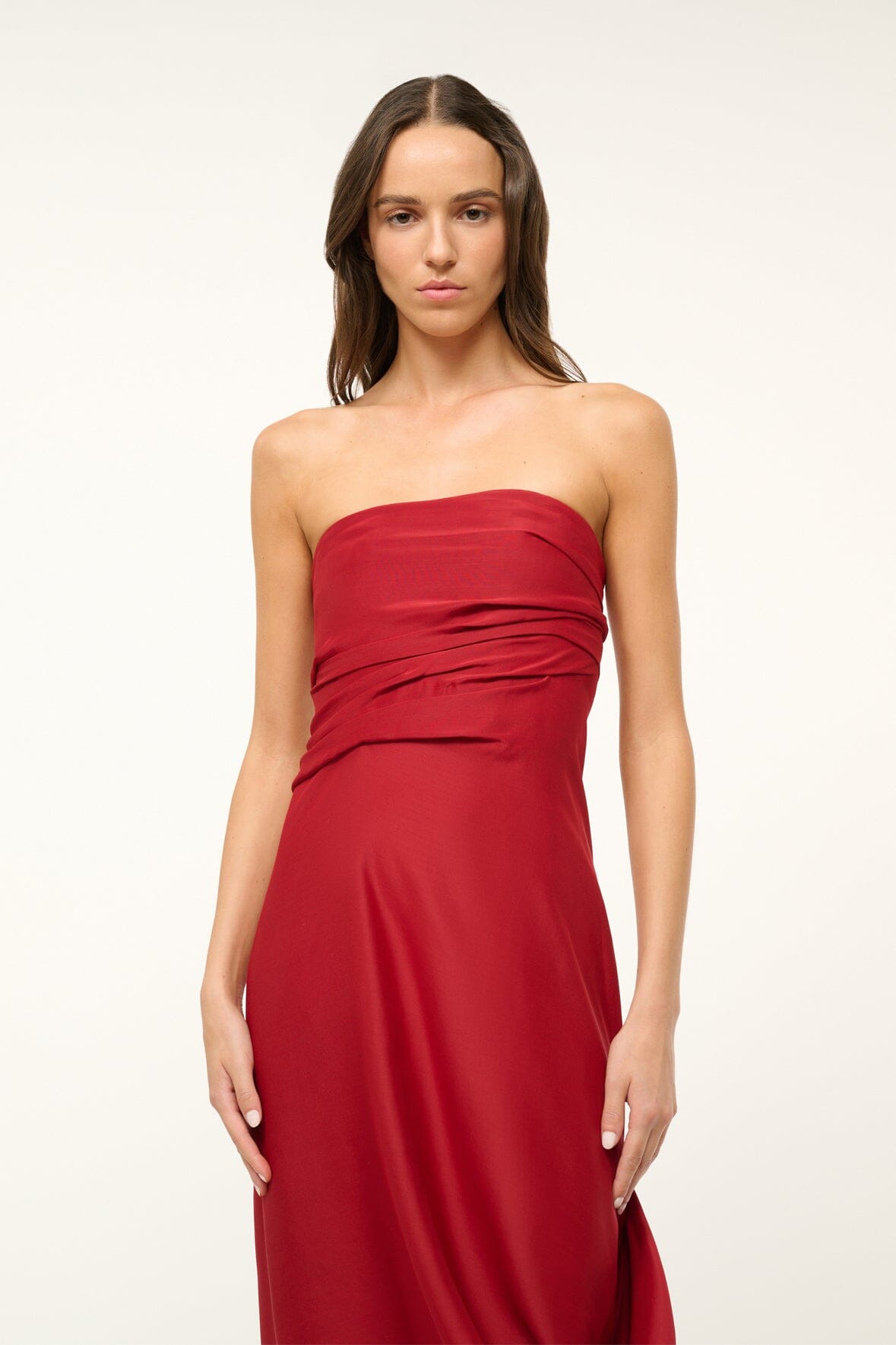 Image CARAVAGGIO DRESS | ROUGE 4 of 5 and Clicking this image will trigger a zoom pop-up