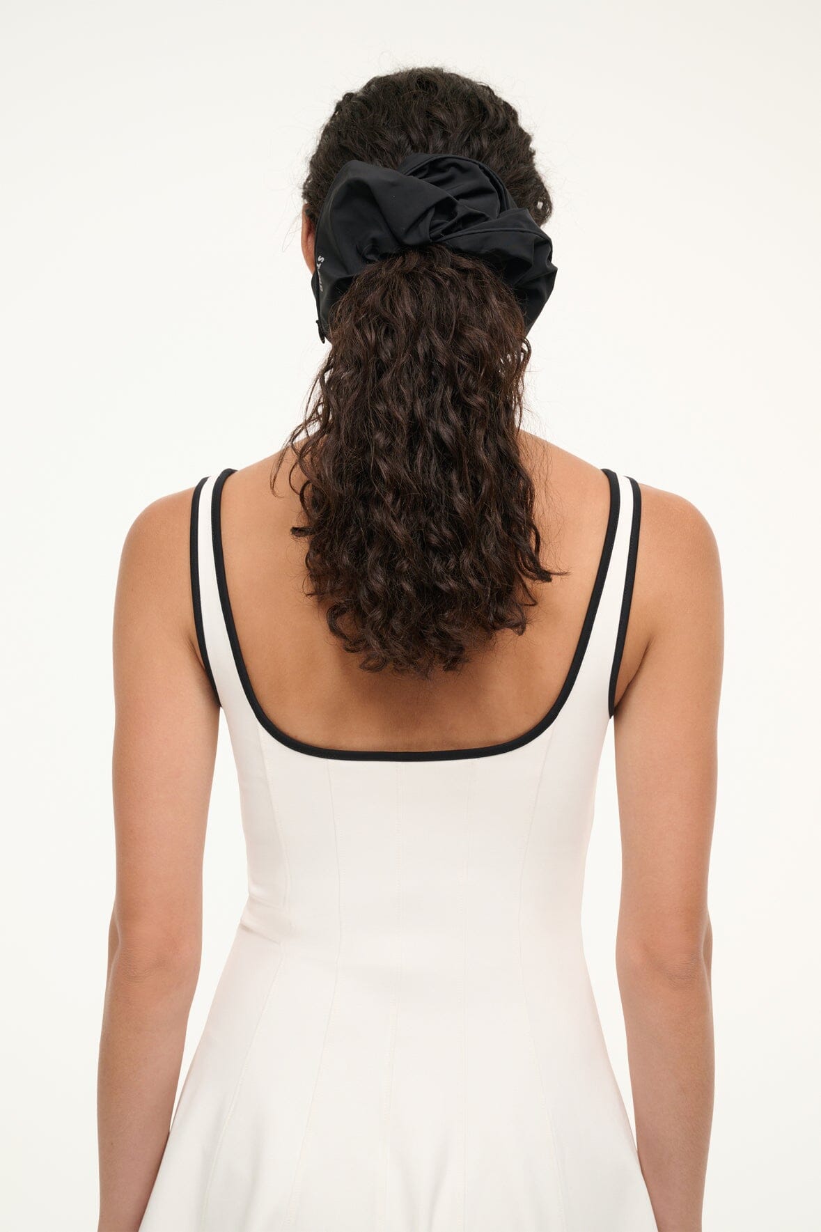 Image GORGE SCRUNCHIE | BLACK 6 of 6 and Clicking this image will trigger a zoom pop-up