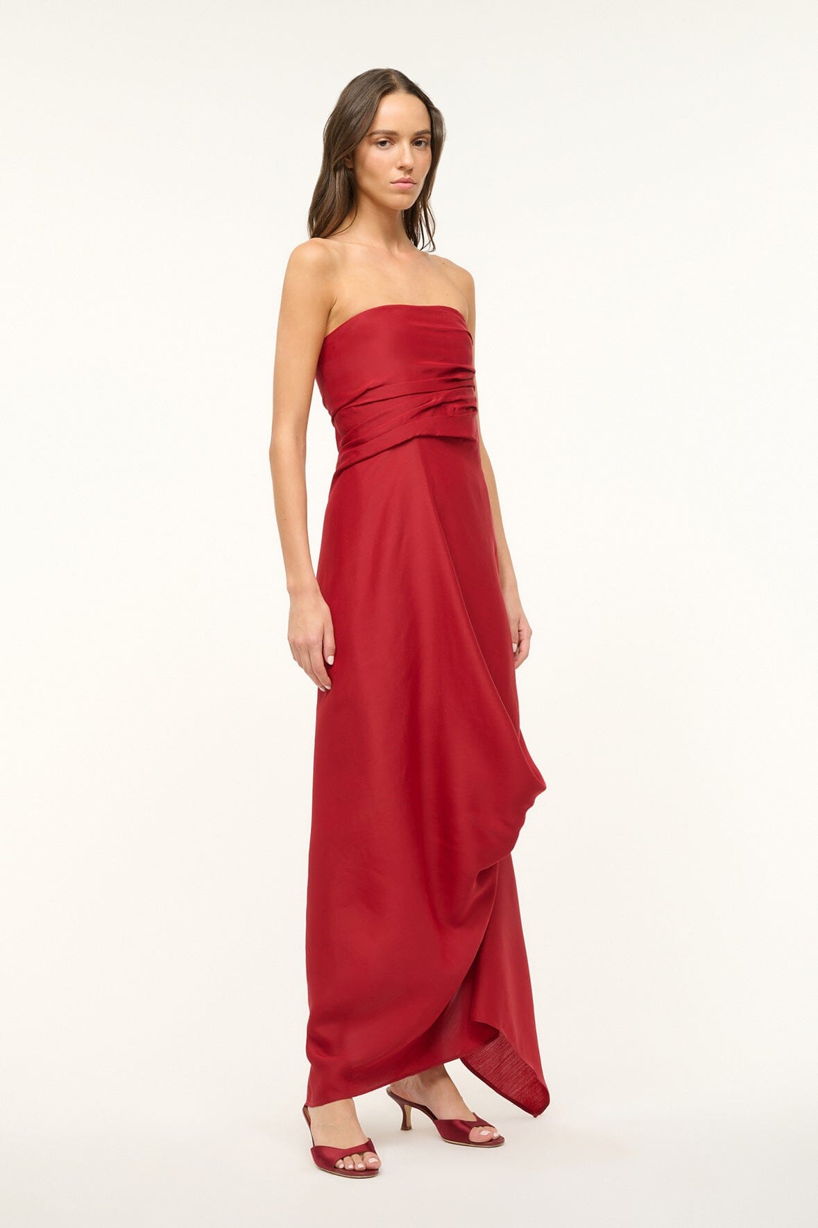 Image CARAVAGGIO DRESS | ROUGE 3 of 5 and Clicking this image will trigger a zoom pop-up