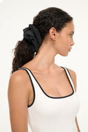 Image GORGE SCRUNCHIE | BLACK 4 of 6