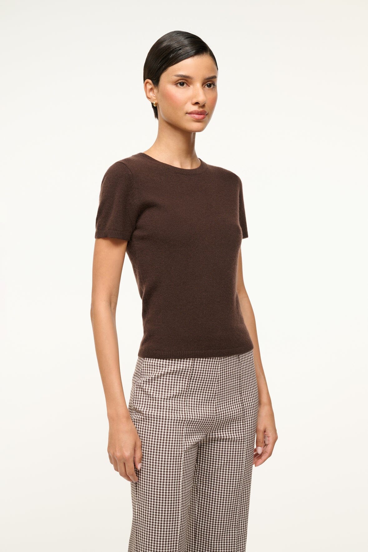 Image EASY CASHMERE TEE | DARK CHOCOLATE 3 of 6 and Clicking this image will trigger a zoom pop-up