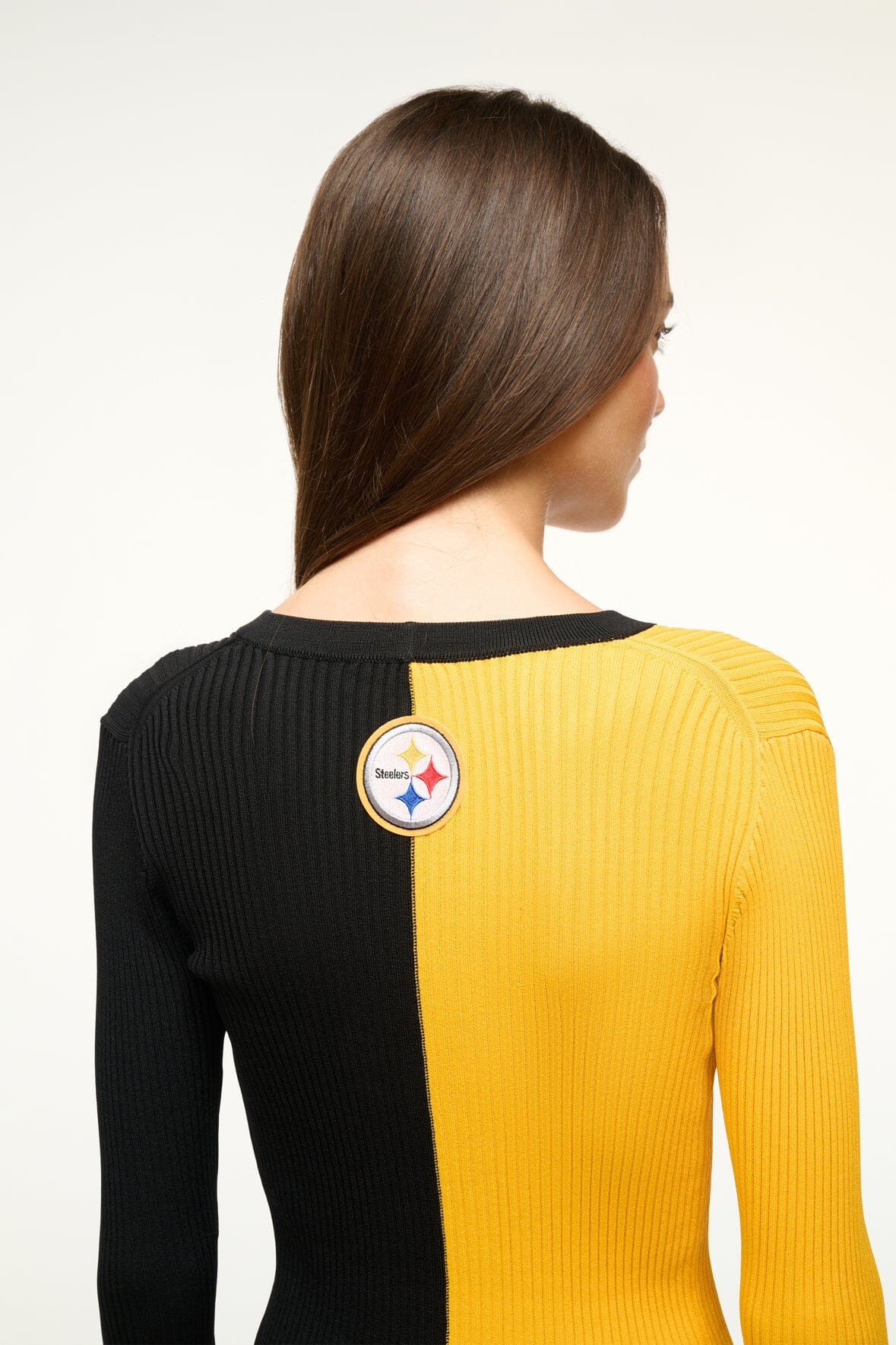 Image THE STAUD NFL CARGO SWEATER | PITTSBURGH STEELERS 2 of 6 and Clicking this image will trigger a zoom pop-up