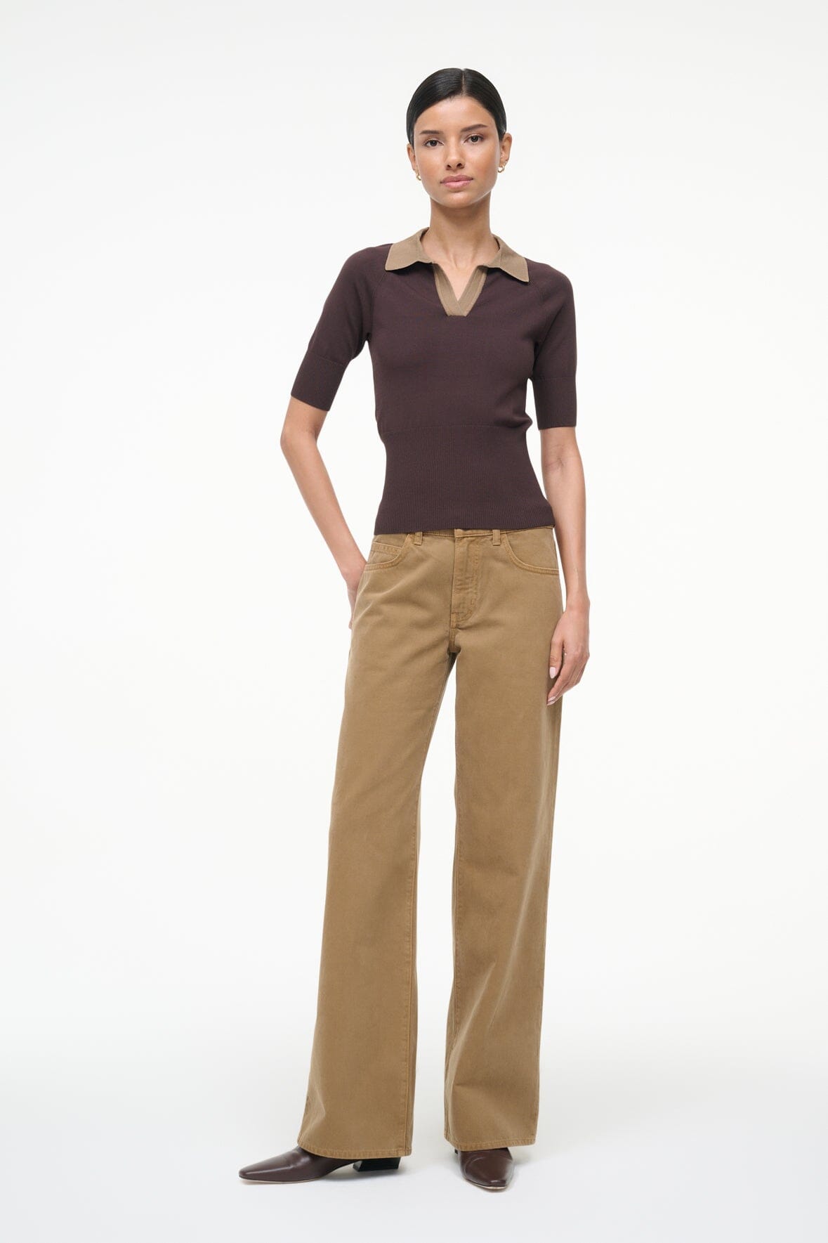 Image GENE TOP | EARTH TAUPE 2 of 4 and Clicking this image will trigger a zoom pop-up