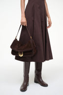 Image HARLOW MEDIUM BAG | ESPRESSO SHEARLING 4 of 8
