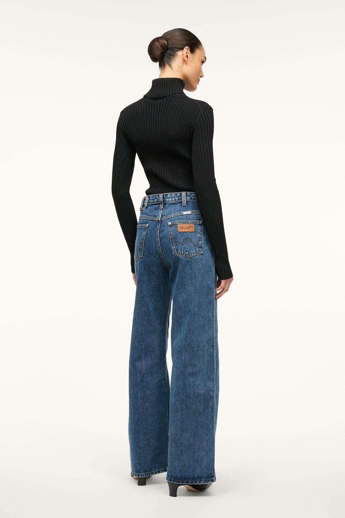 STAUD + WRANGLER THE LOOSE JEAN INDIGO WASH