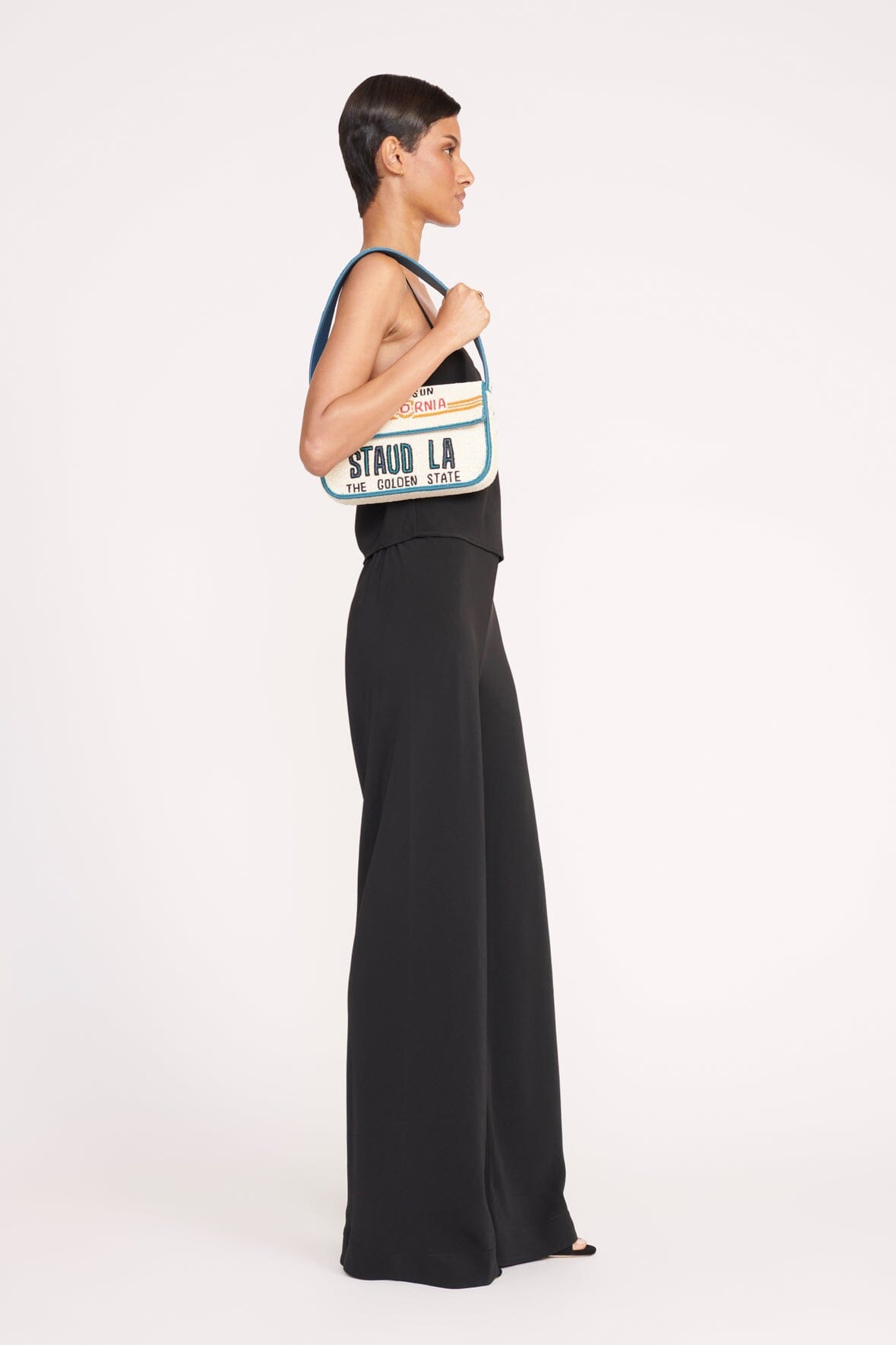 ≪STAUD≫LA発 スタウド スエード レザー ハンドバッグ Staud Shoulder bags from $257.00 - on Stylight