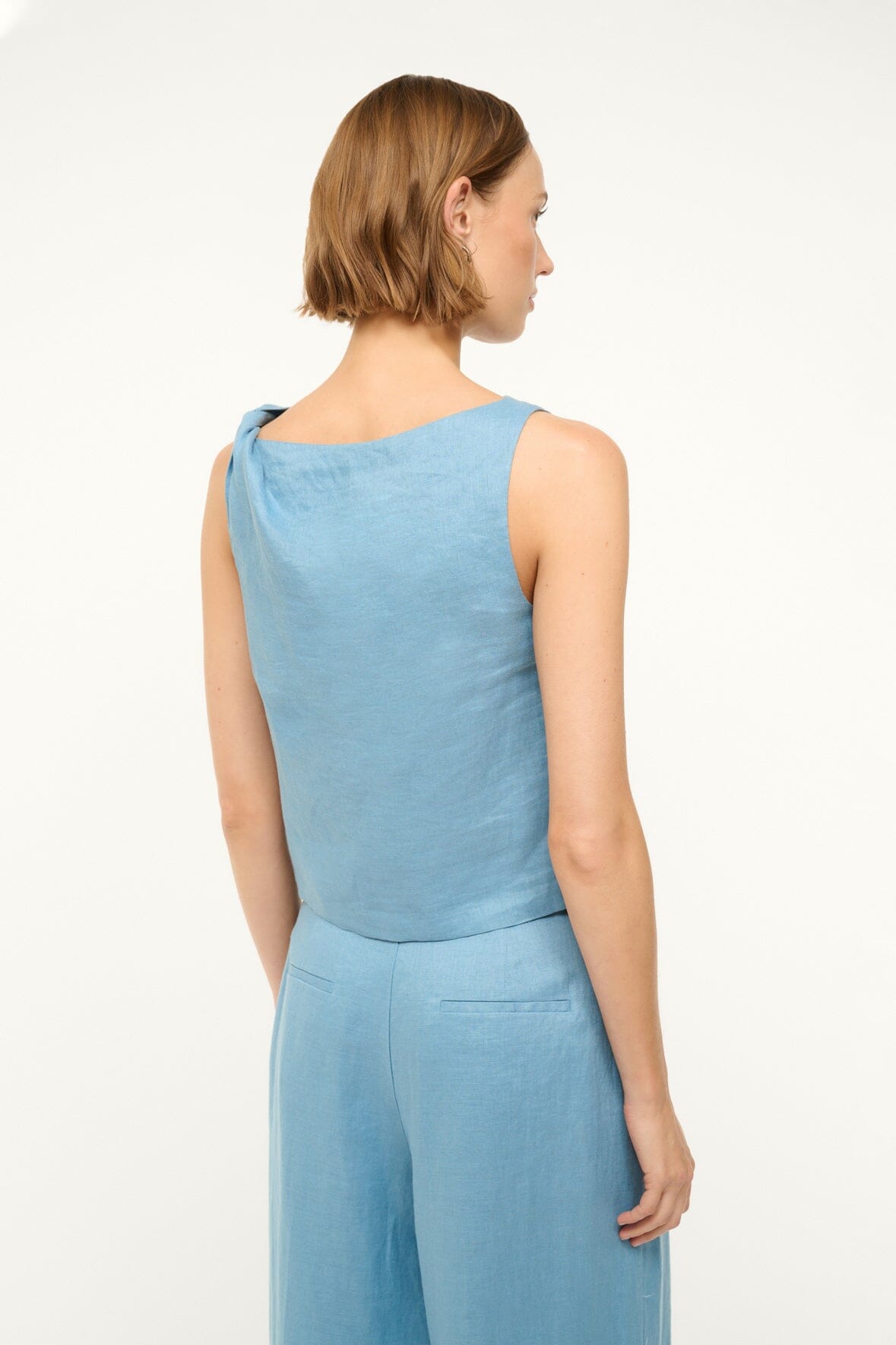 Image BOA LINEN TOP | SLATE BLUE 4 of 6 and Clicking this image will trigger a zoom pop-up