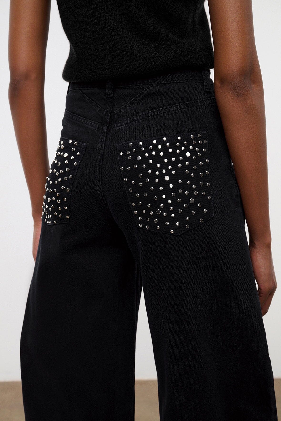 Image JACKSON STUDDED BARREL JEAN | BLACK 2 of 11 and Clicking this image will trigger a zoom pop-up