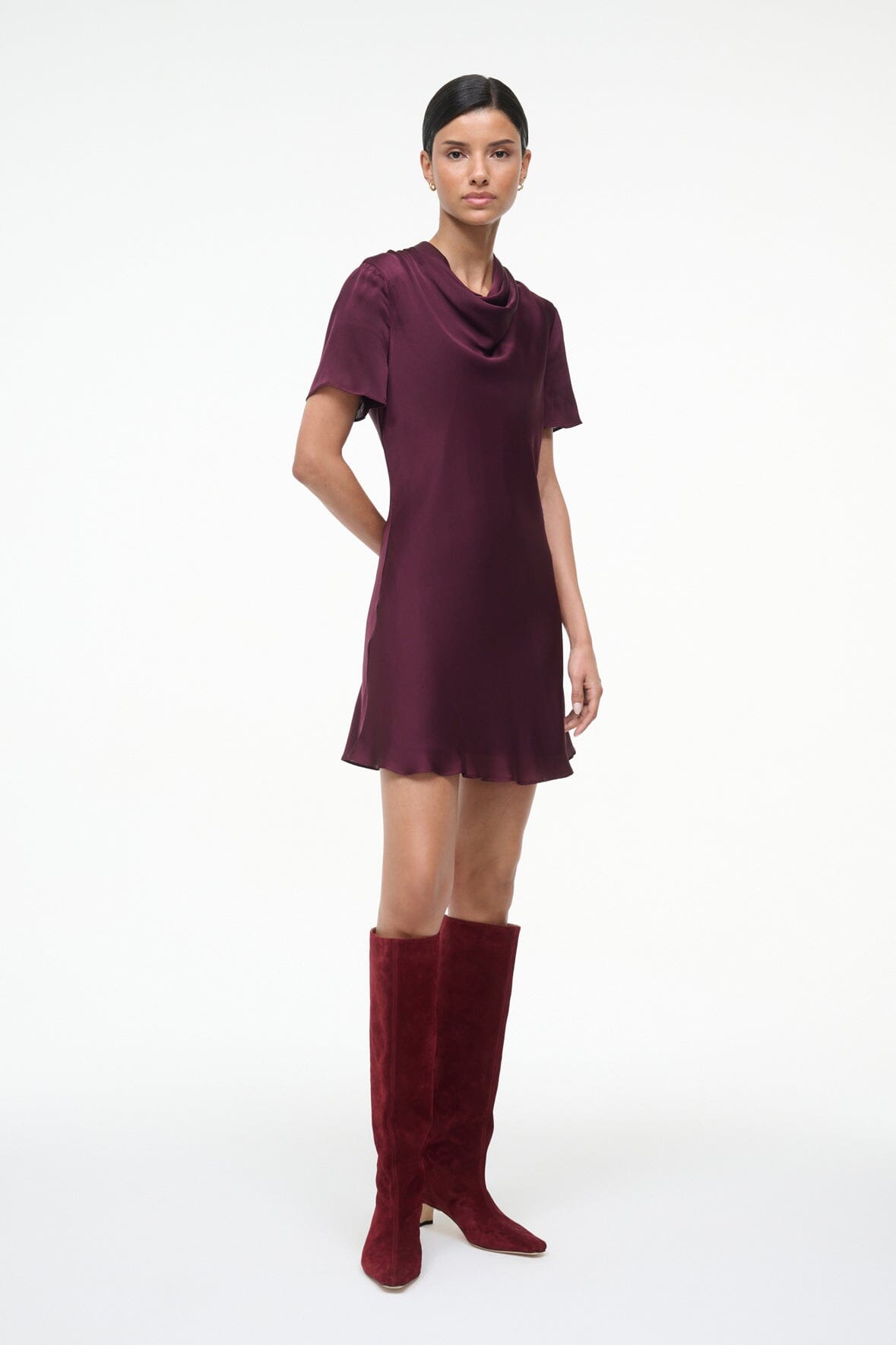 Image IRIS SILK DRESS | SYRAH 3 of 6 and Clicking this image will trigger a zoom pop-up