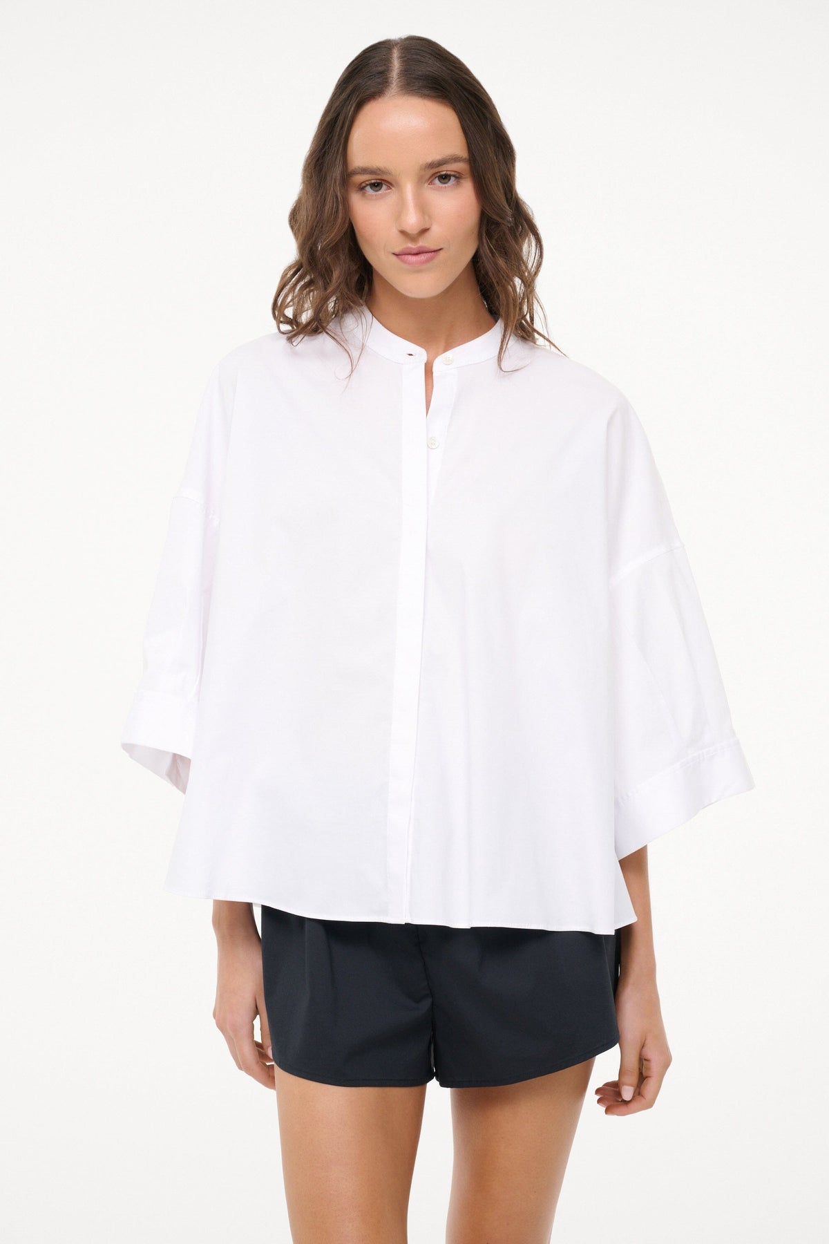 Image ENZO TOP | WHITE 3 of 7 and Clicking this image will trigger a zoom pop-up