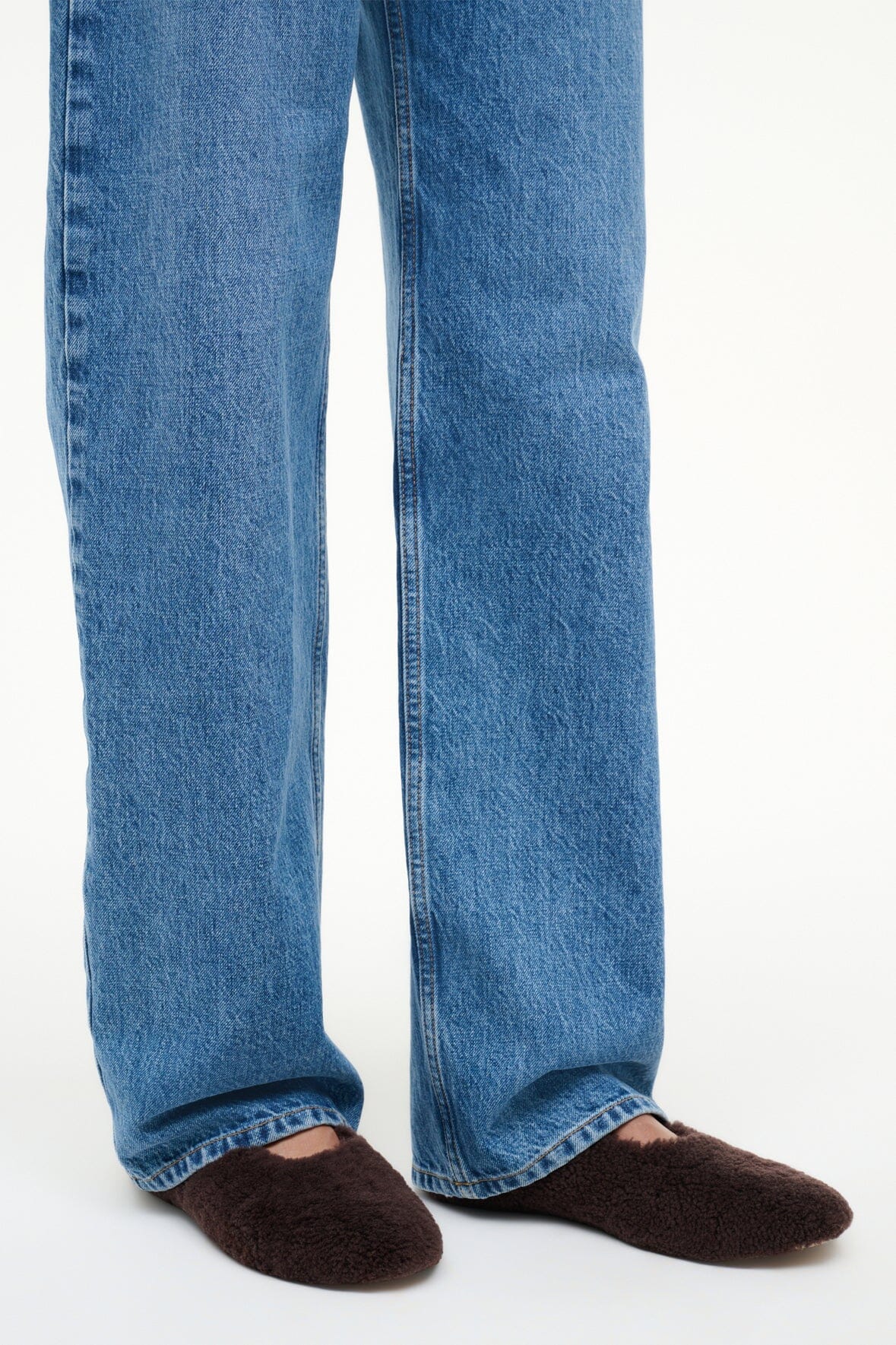 Image ALBA BALLET FLAT | ESPRESSO SHEARLING 4 of 7 and Clicking this image will trigger a zoom pop-up