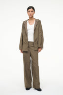 Image GONDOLA JACKET | TRUFFLE 2 of 3