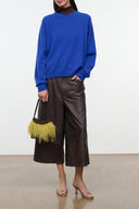 Cobalt blue cashmere sweater with relaxed fit and long sleeves