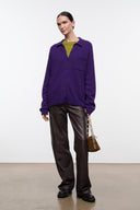 Purple cashmere cardigan with button-front, collar and chest pocket, ribbed hem