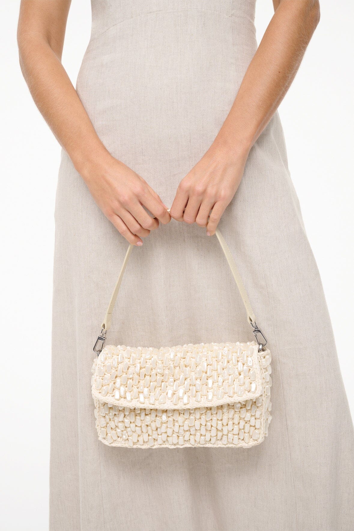 Image TIMMY SHOULDER BAG | CREAM 4 of 7 and Clicking this image will trigger a zoom pop-up